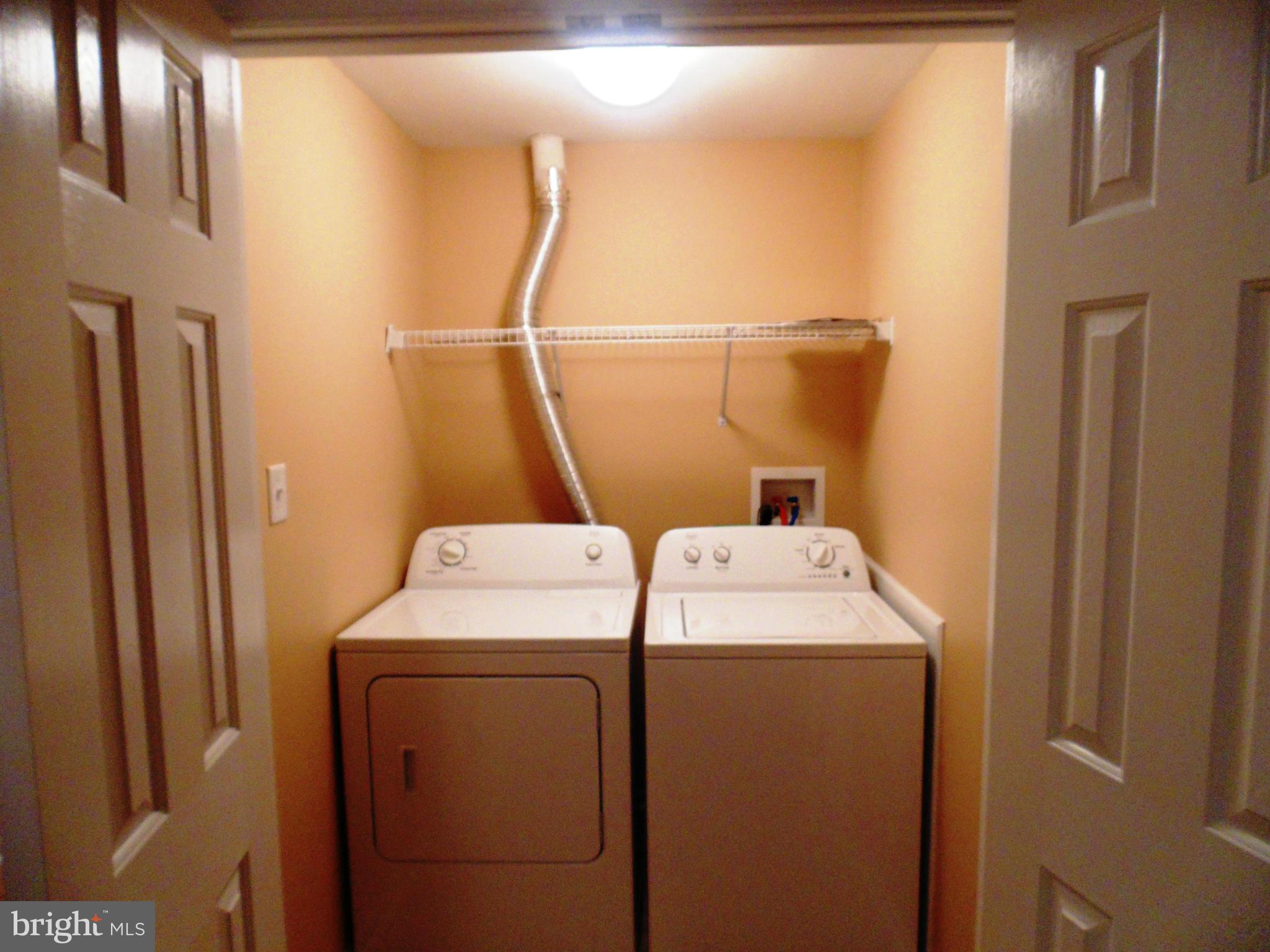 MANOR PARK - Residential Lease