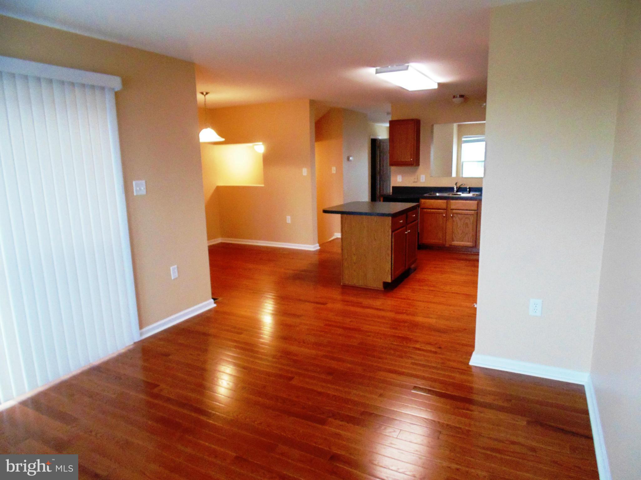 MANOR PARK - Residential Lease