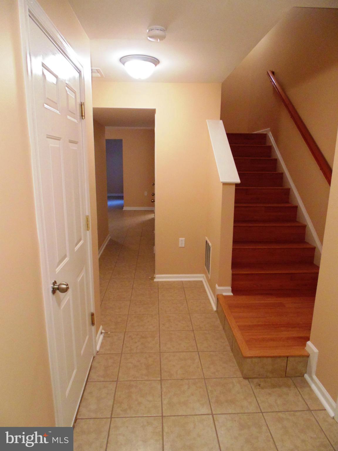 MANOR PARK - Residential Lease