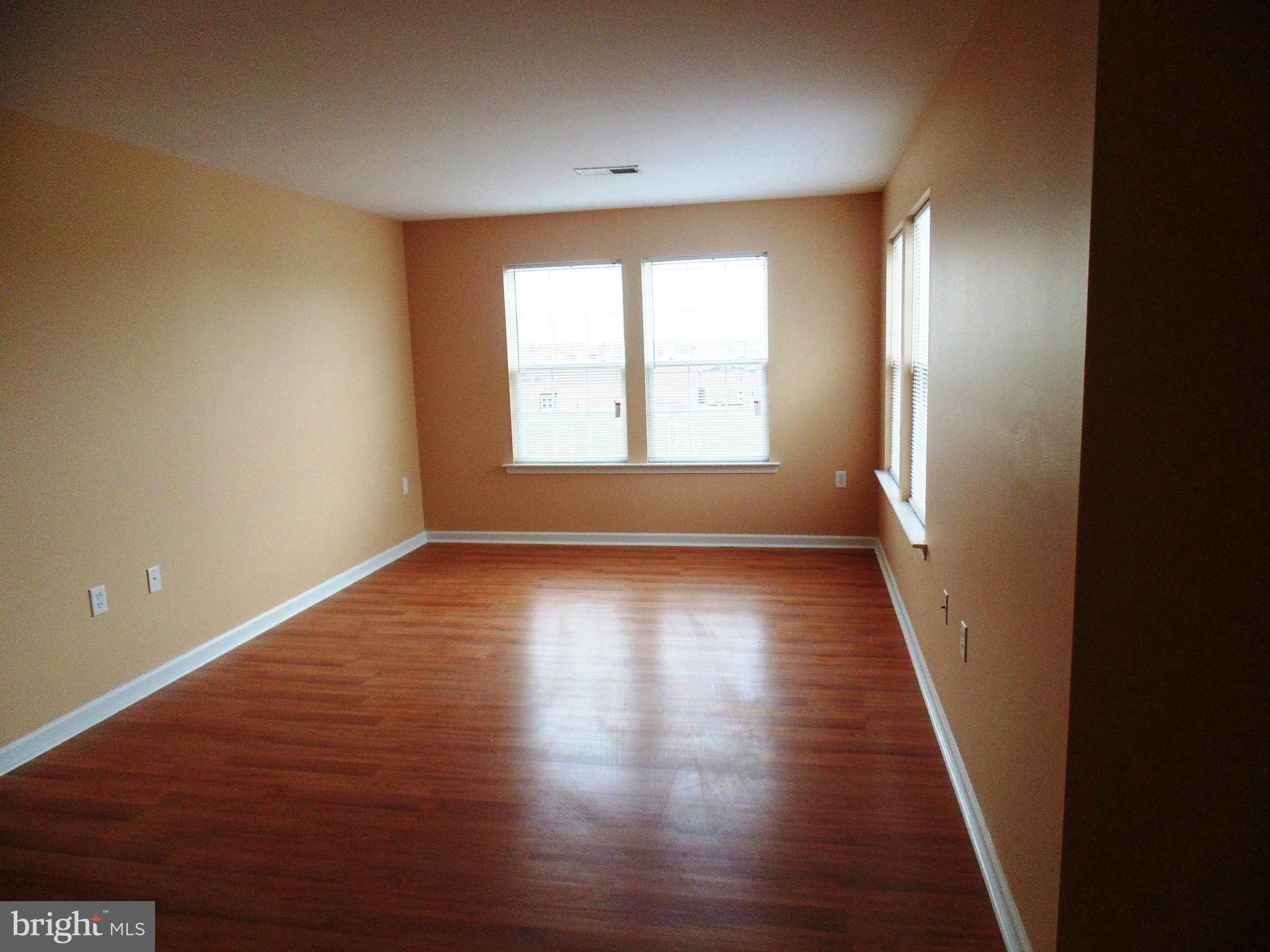 MANOR PARK - Residential Lease