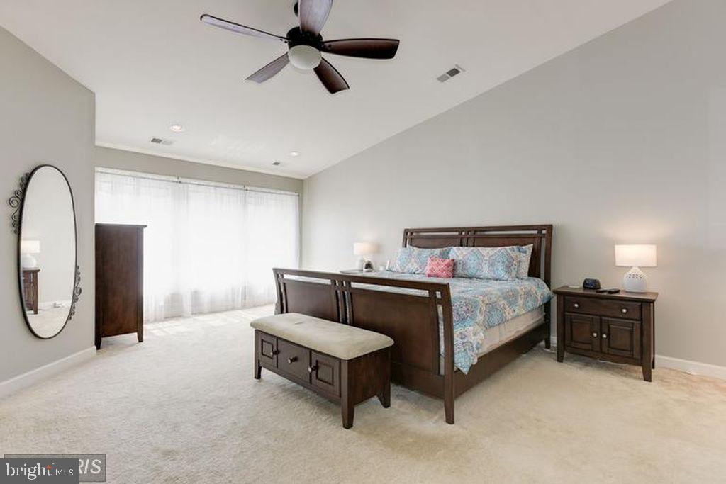 STONE RIDGE - Residential Lease