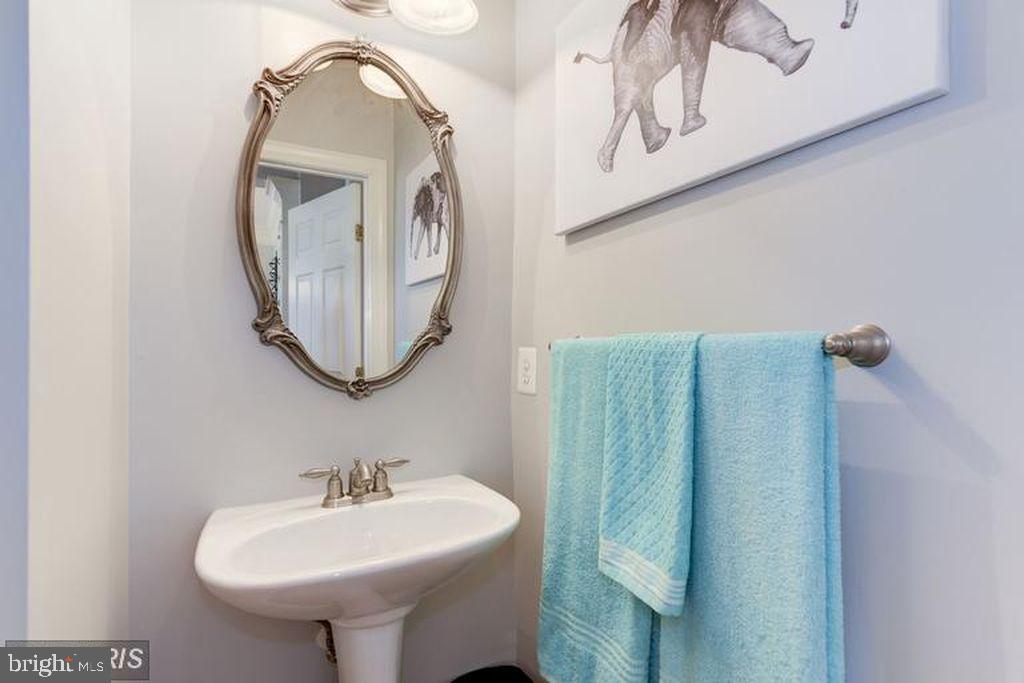 STONE RIDGE - Residential Lease