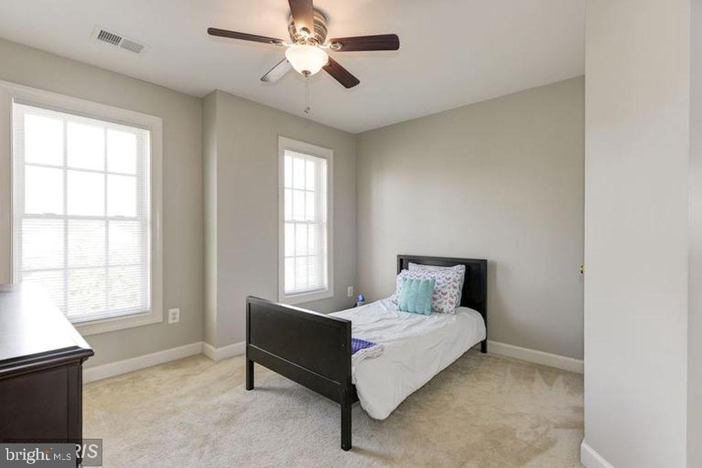 STONE RIDGE - Residential Lease