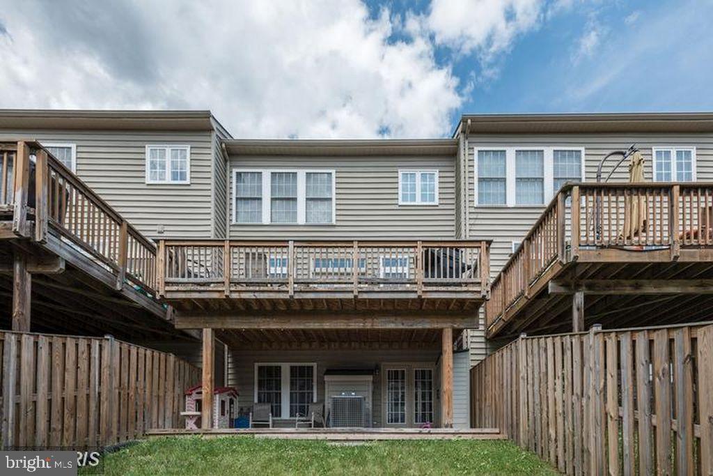 STONE RIDGE - Residential Lease