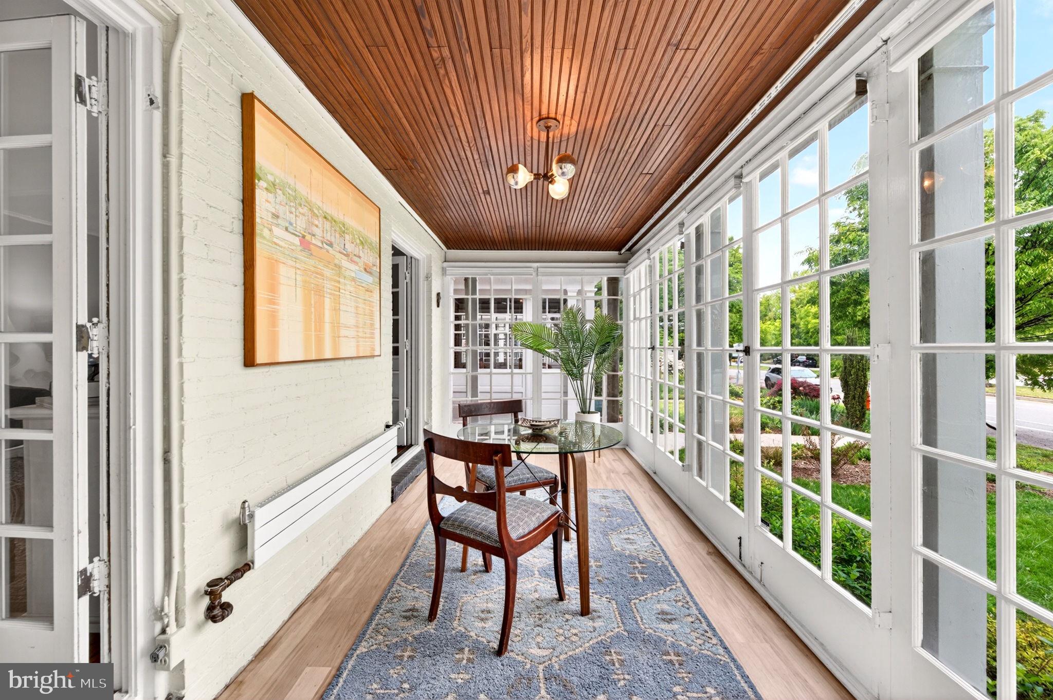 ROLAND PARK - Residential