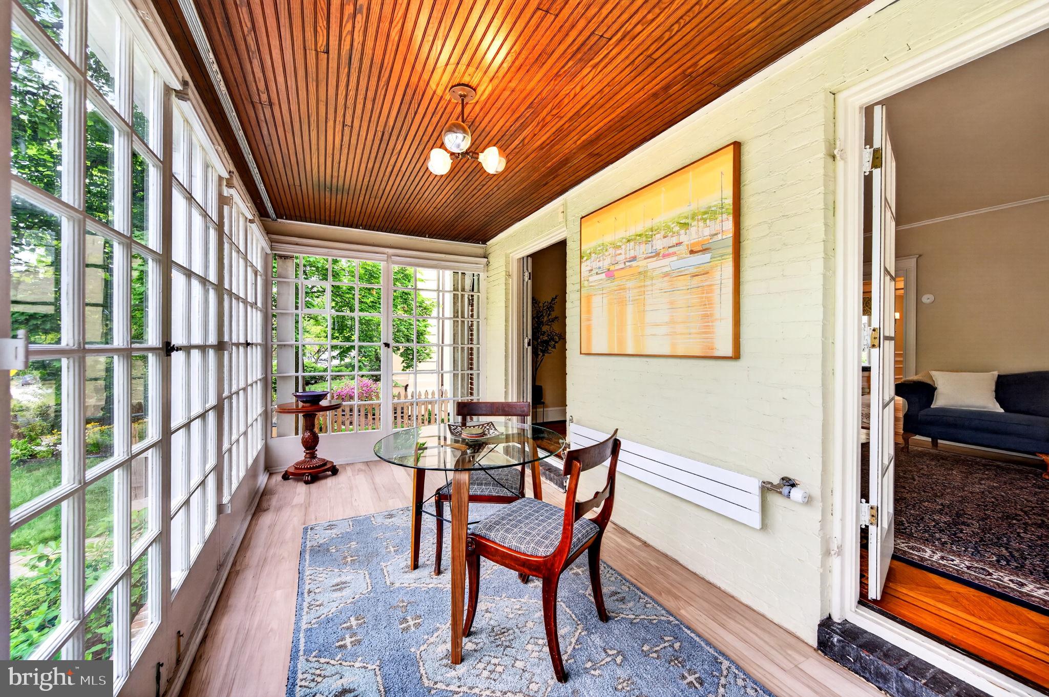 ROLAND PARK - Residential