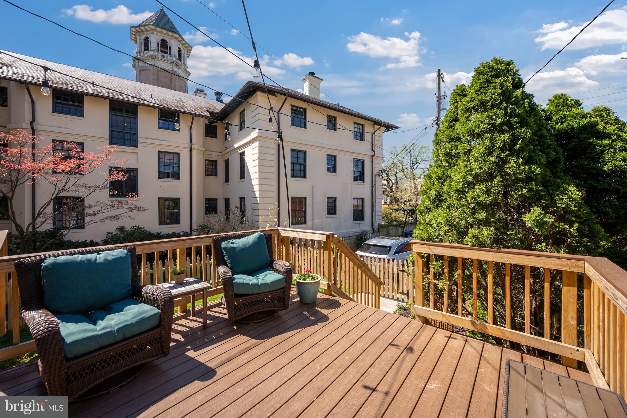 ROLAND PARK - Residential