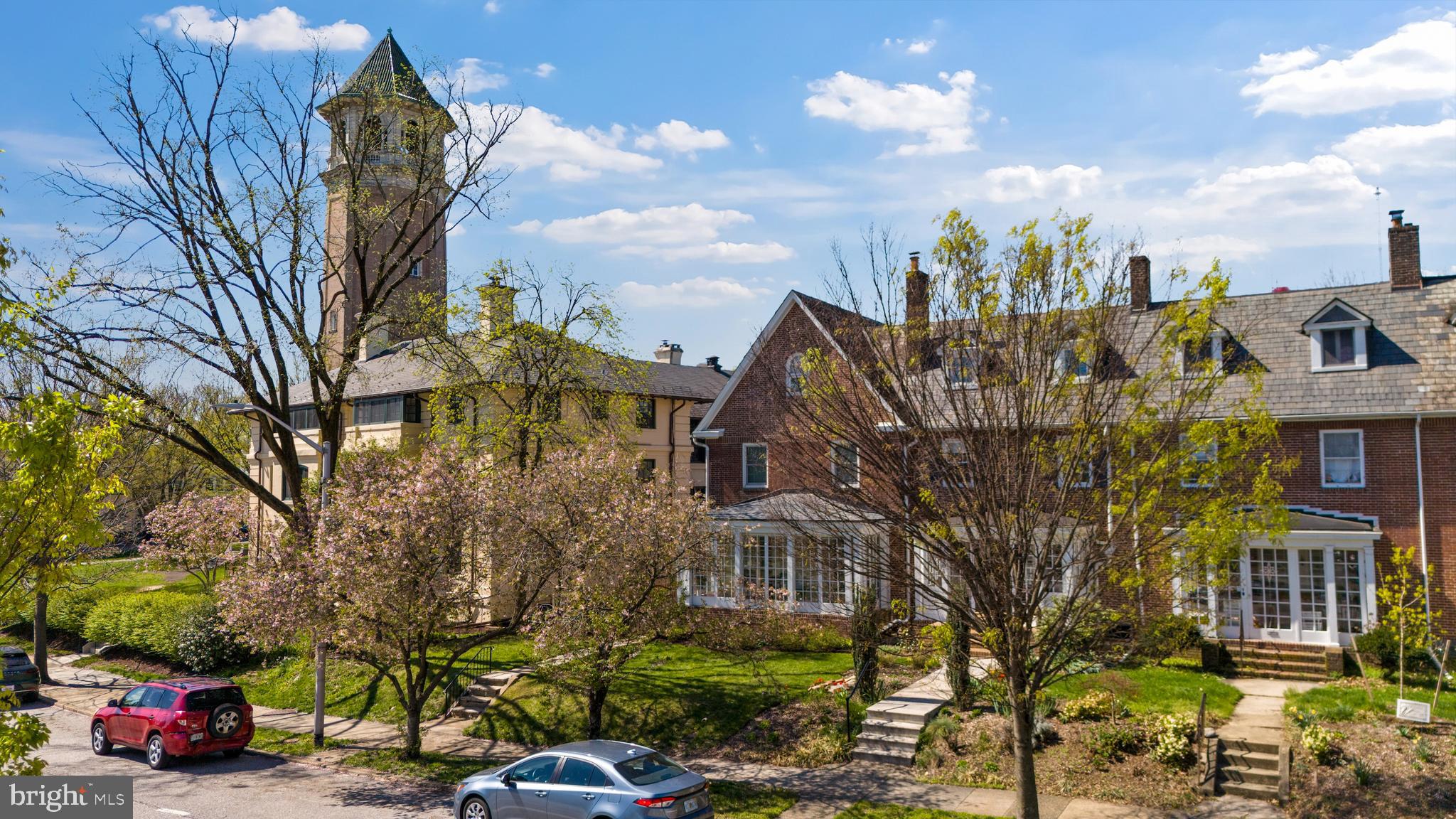 ROLAND PARK - Residential