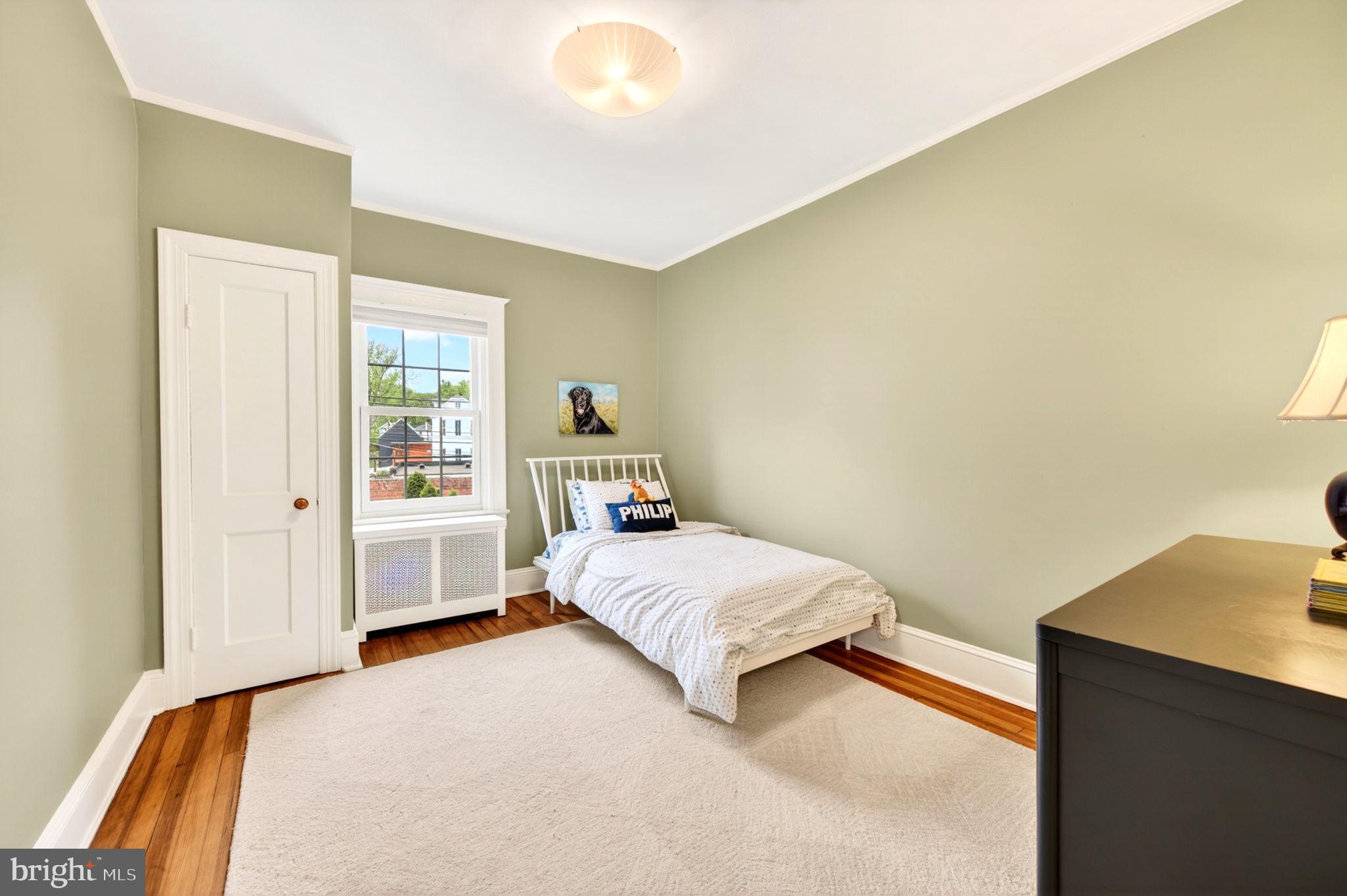 ROLAND PARK - Residential