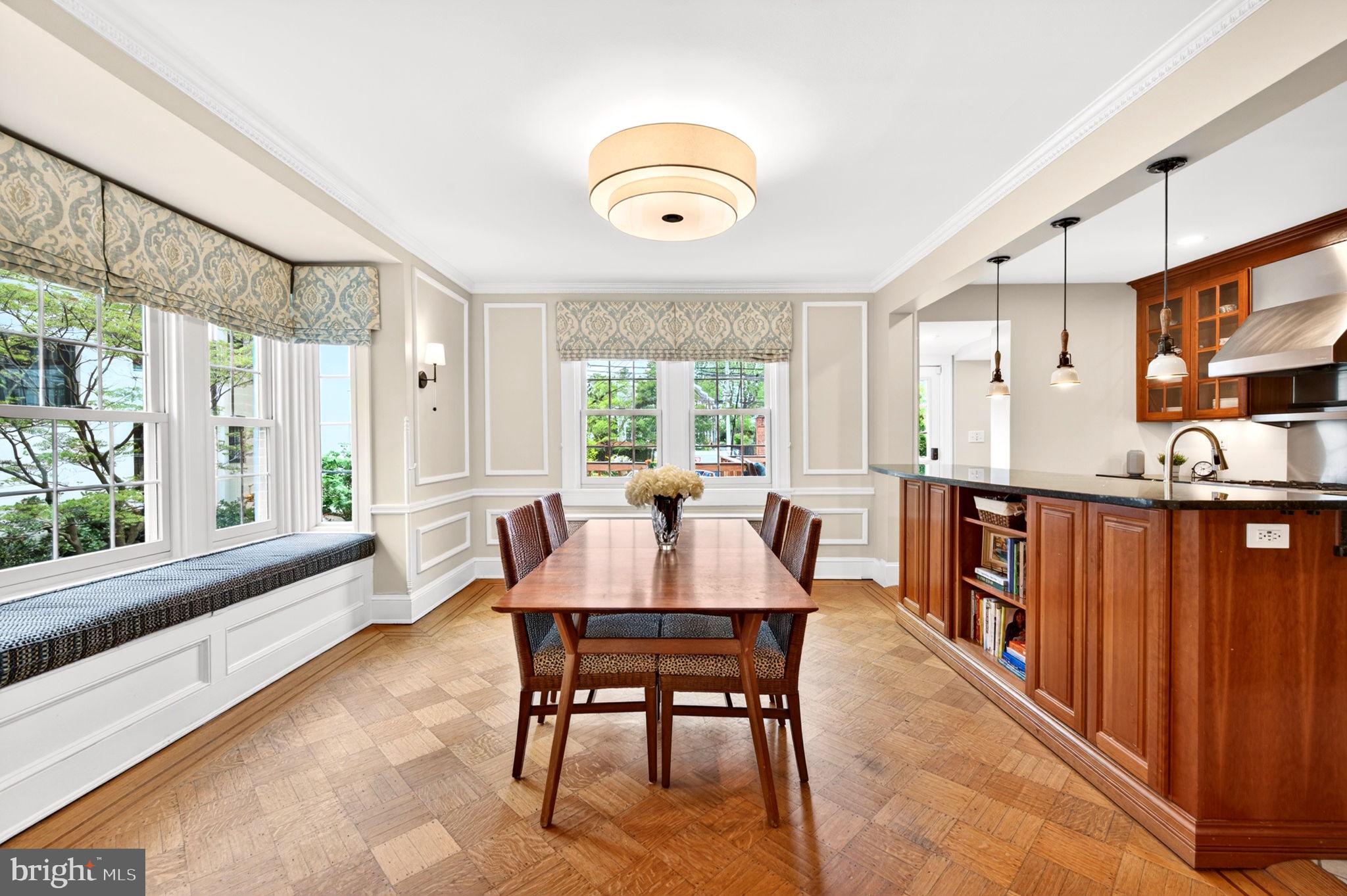 ROLAND PARK - Residential