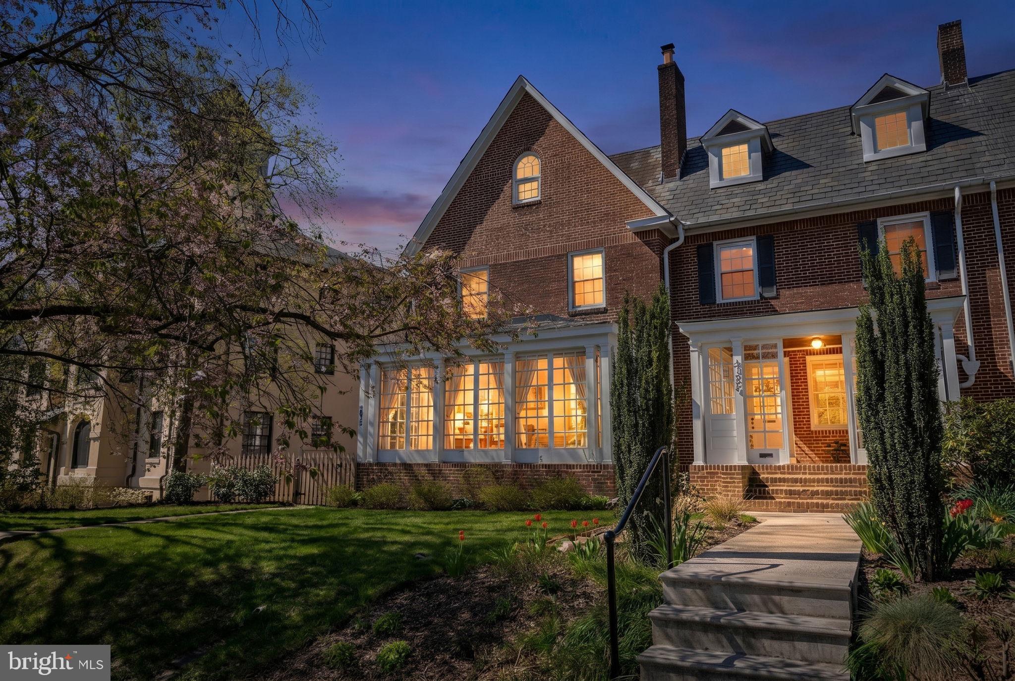 ROLAND PARK - Residential