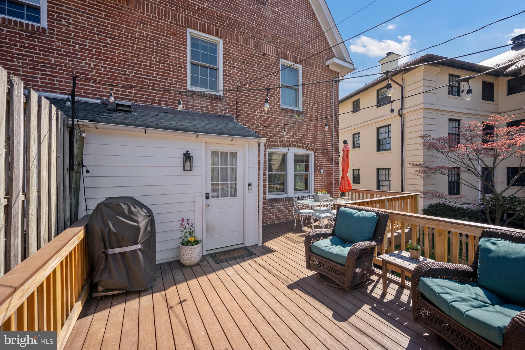 ROLAND PARK - Residential