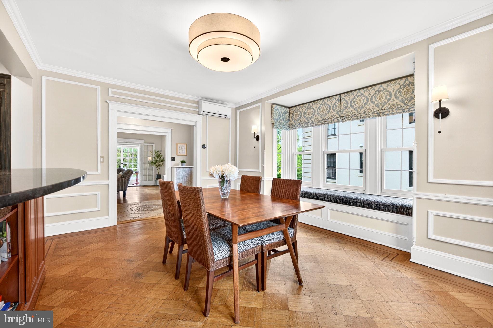 ROLAND PARK - Residential