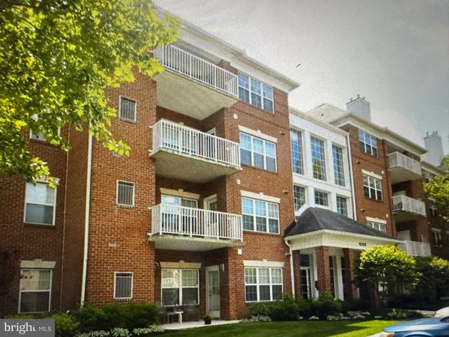 Desirable Mays Chapel! Spacious top floor 2 bedroom unit in a well-maintained elevator building available immediately for a one or two year lease (may consider longer). Enjoy your morning coffee on the balcony accessed off the updated eat-in kitchen. Cozy up to the fireplace this winter in your living room. Enjoy the spa-like updated master bathroom. There is plenty of parking and you will appreciate the easy walk to adjacent shopping and dining, including Graul's and Kooper's North.