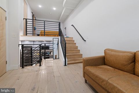 Condo For Rent - 1238 E Montgomery Avenue #1<br/> PHILADELPHIA, PA 19125