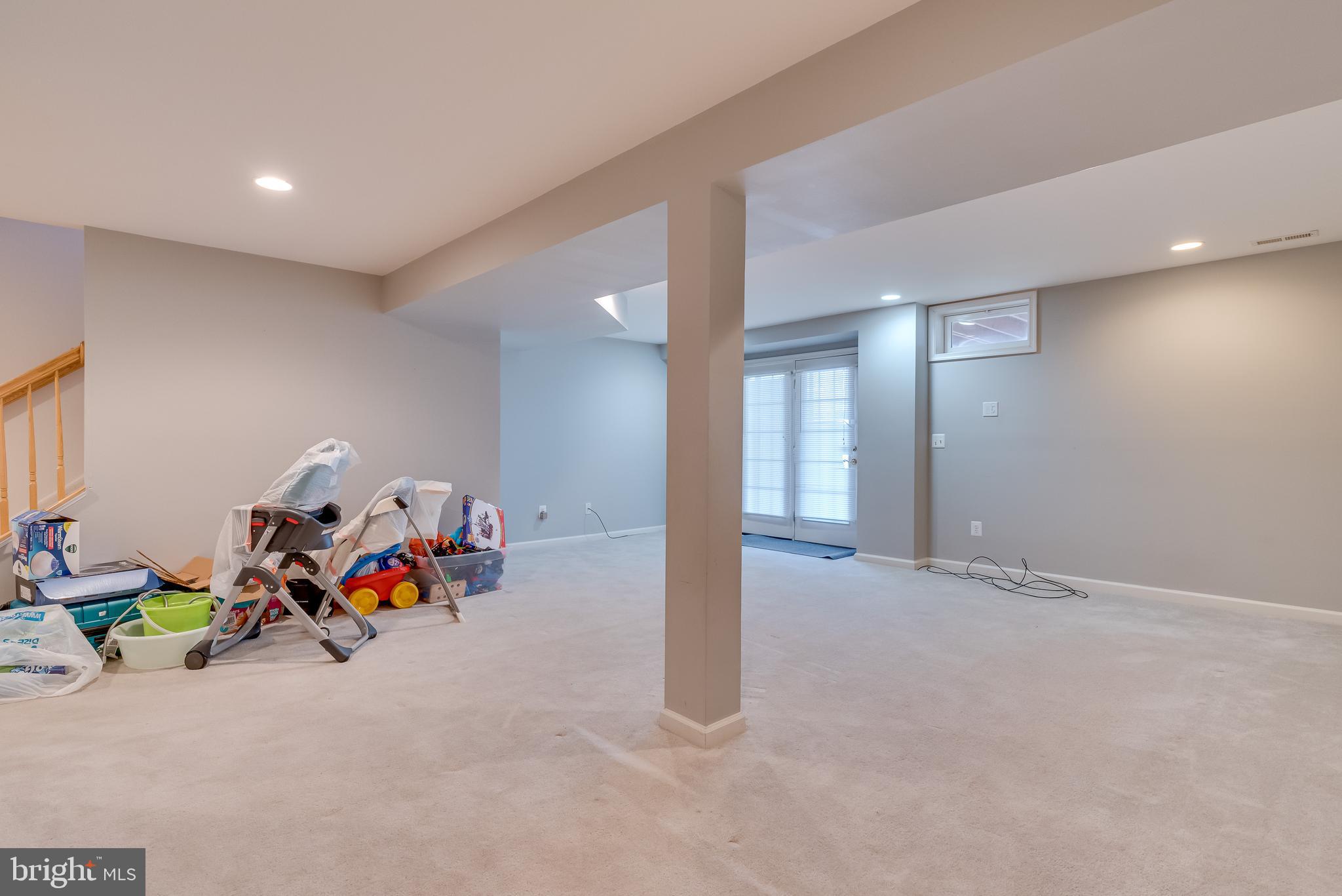 LAKELAND PLACE - Residential