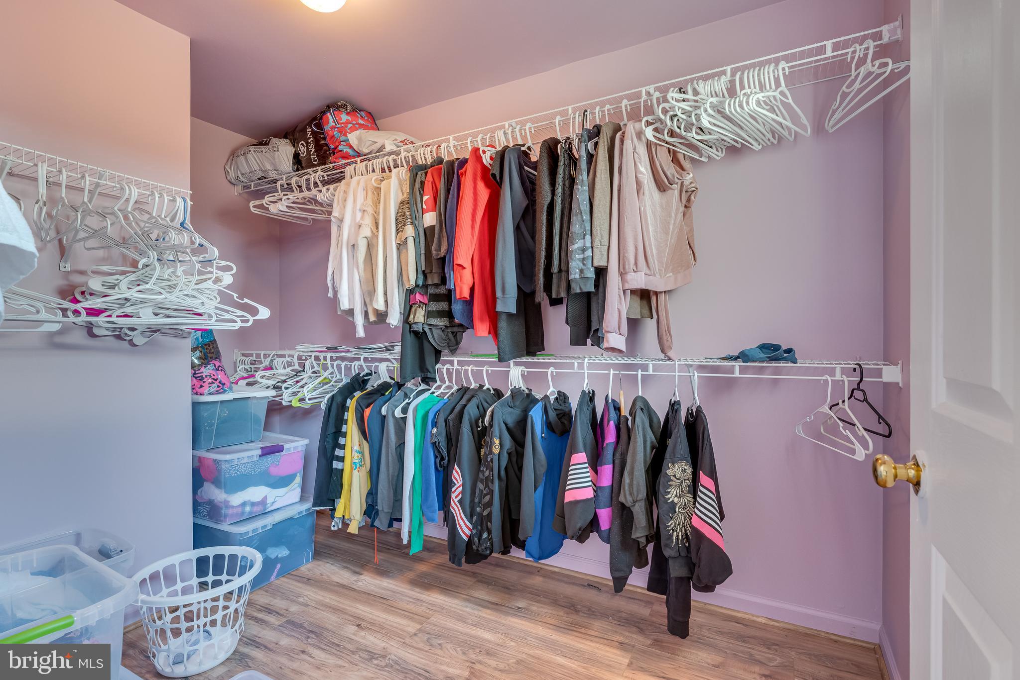 LAKELAND PLACE - Residential