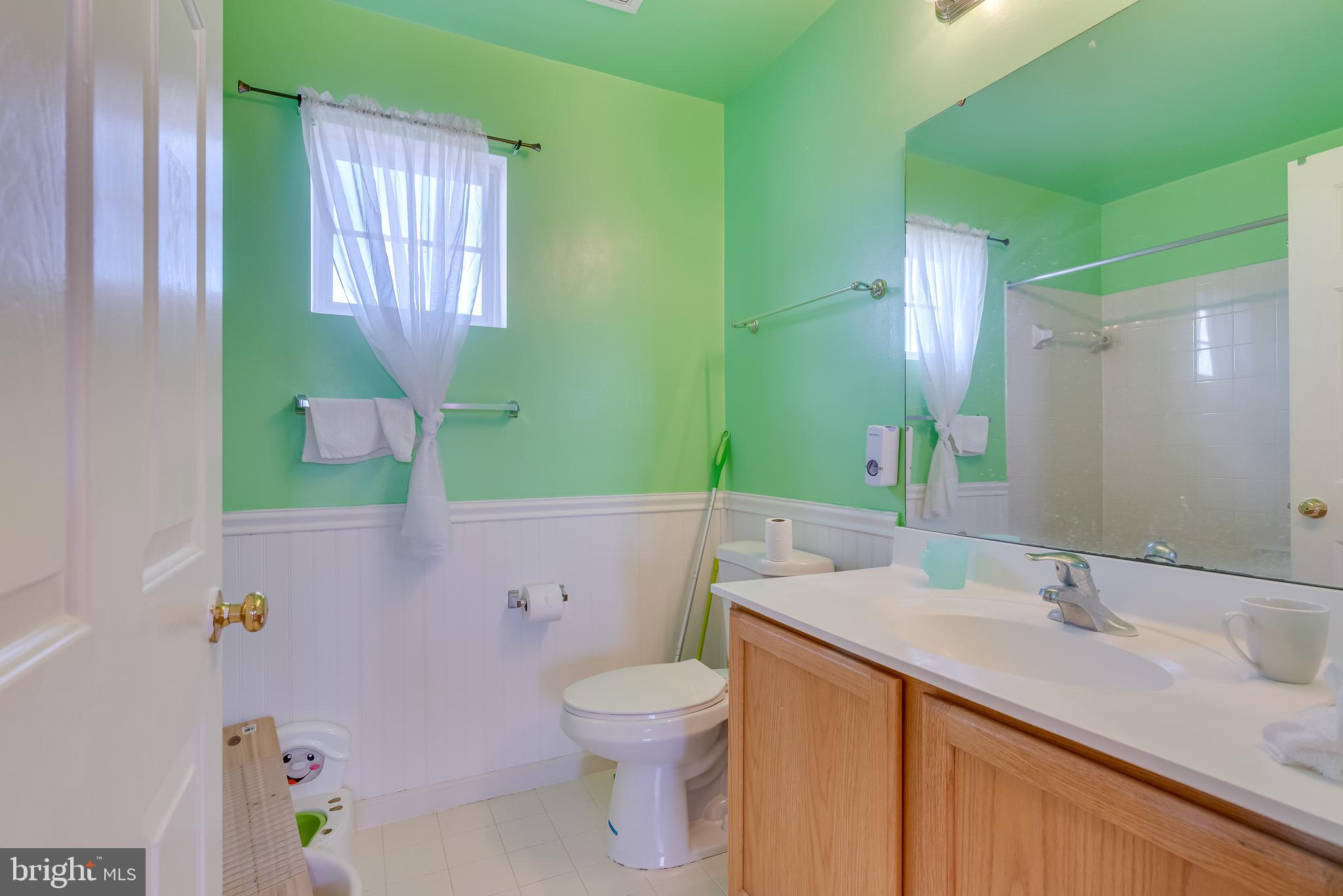 LAKELAND PLACE - Residential