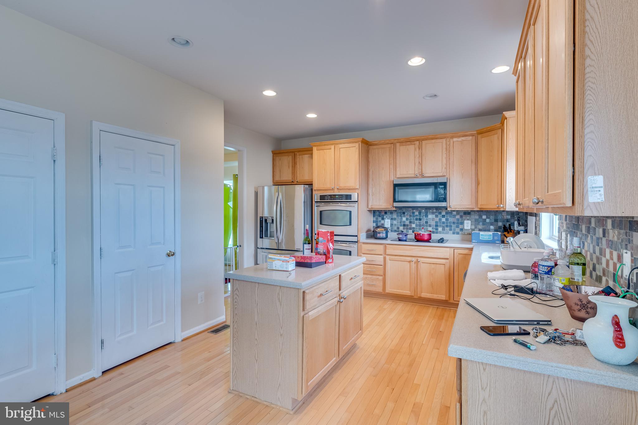 LAKELAND PLACE - Residential