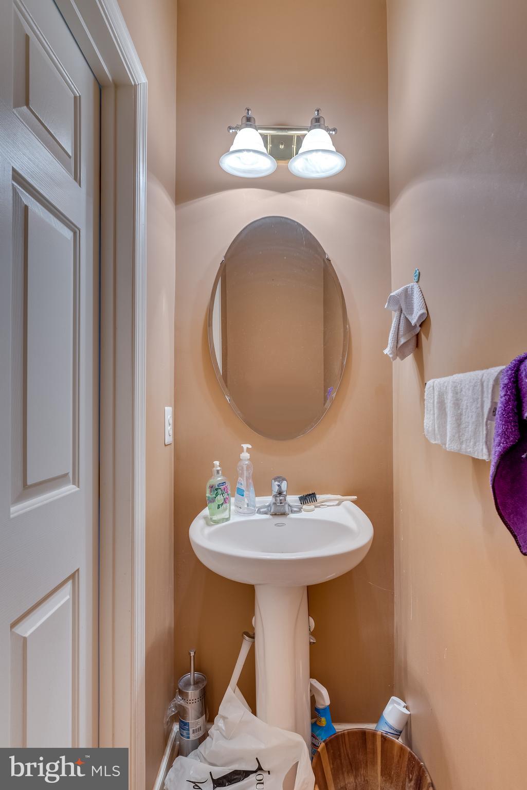 LAKELAND PLACE - Residential