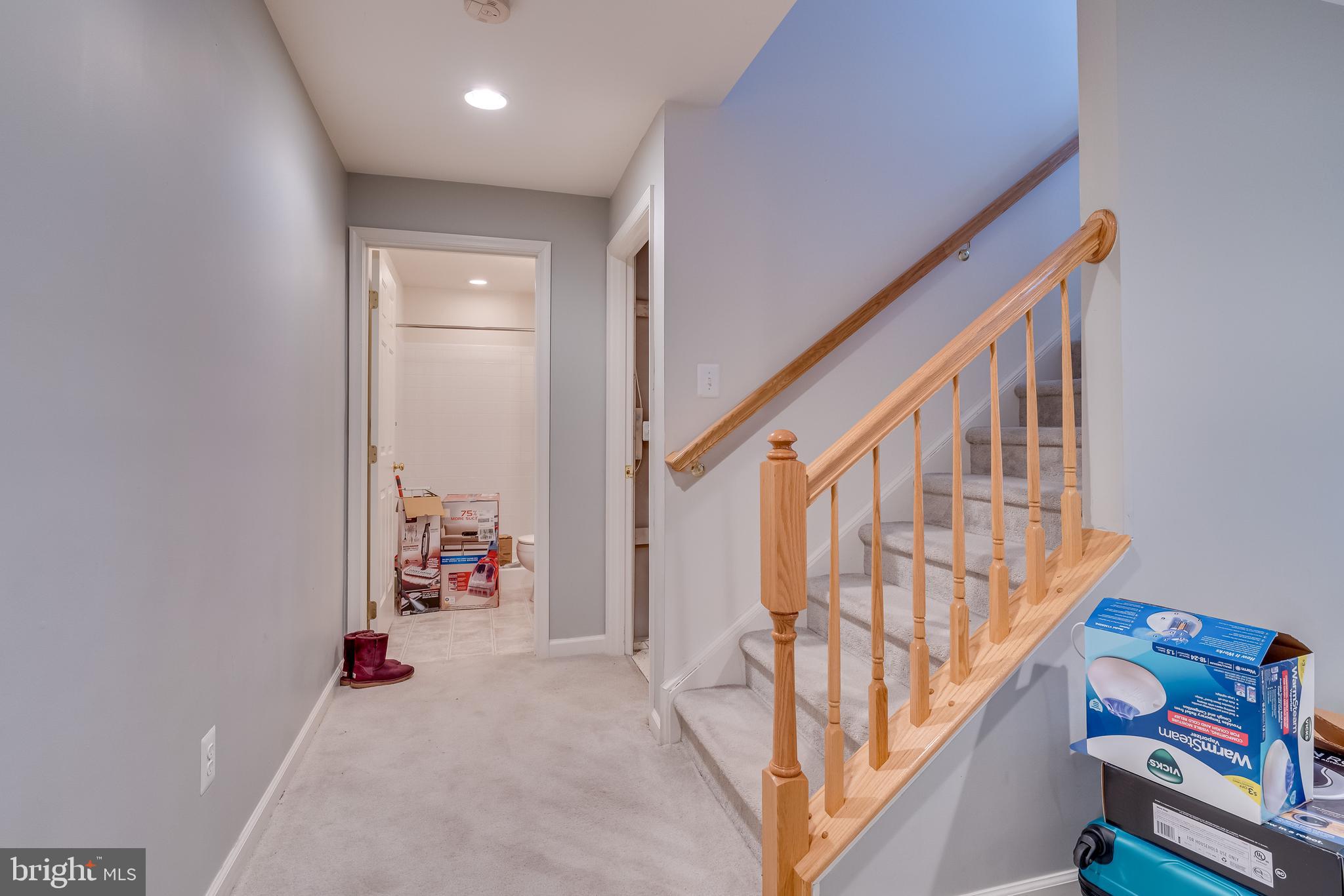 LAKELAND PLACE - Residential