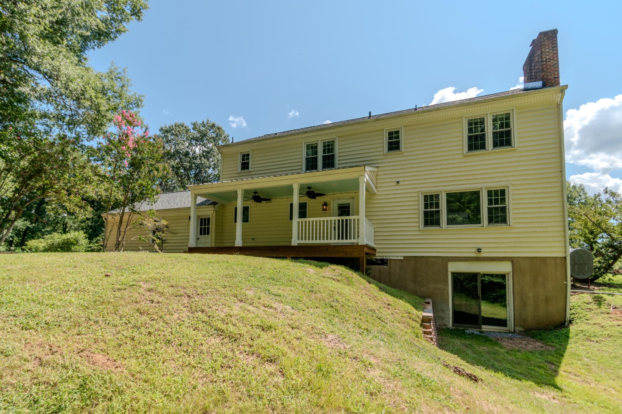 428 INGLESIDE DRIVE