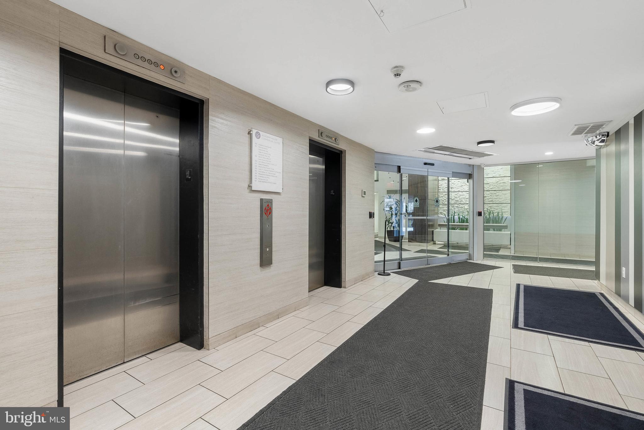 AVENUE OF THE ARTS - Commercial Lease