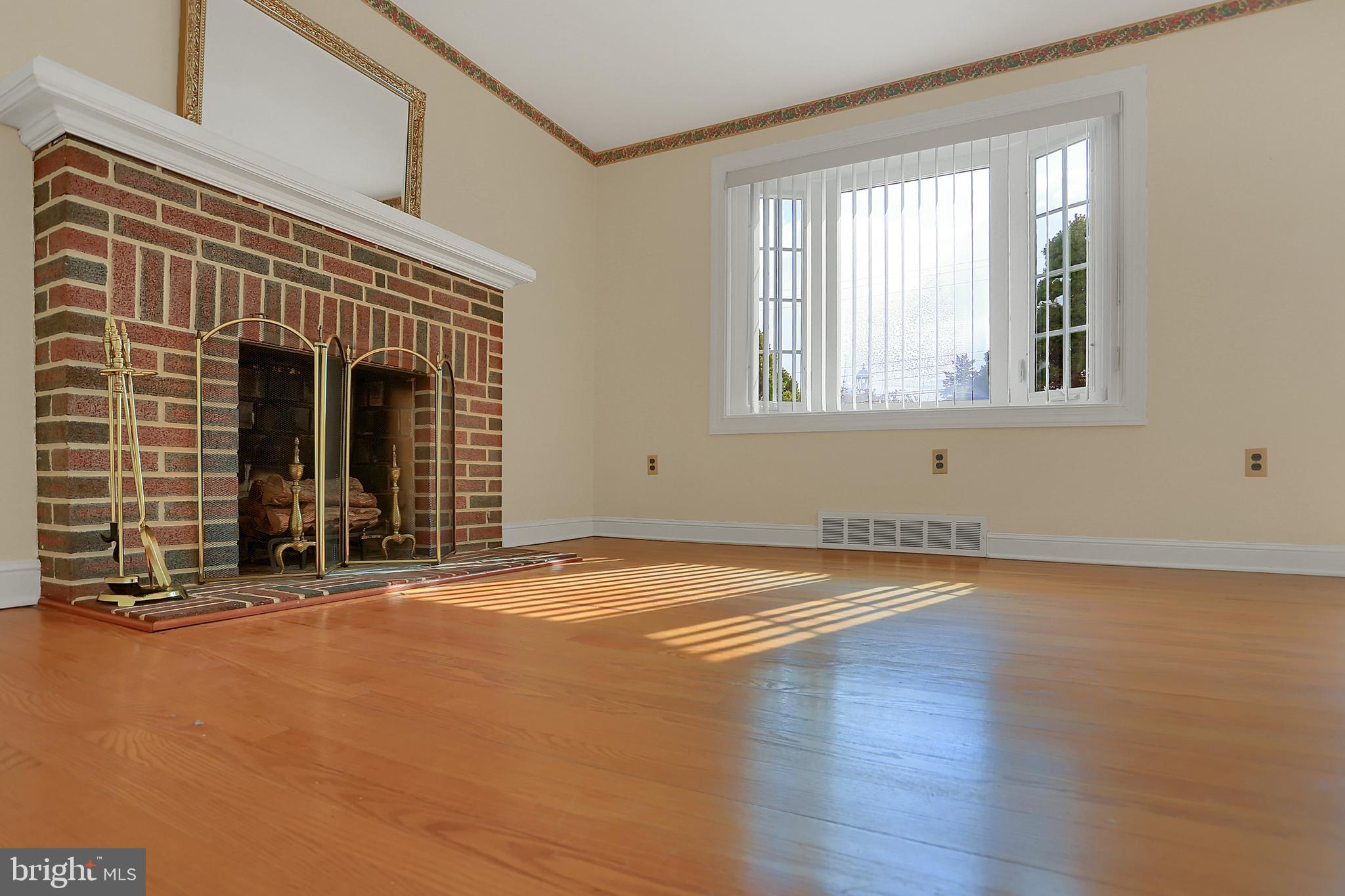 GRANDVIEW - Residential