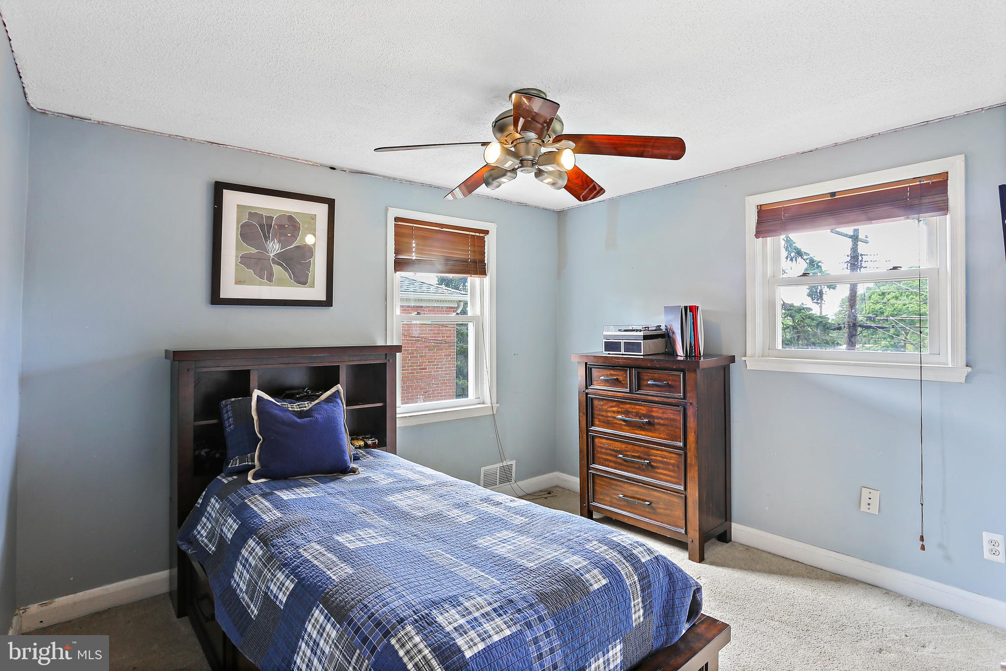 COLONIAL GARDENS - Residential