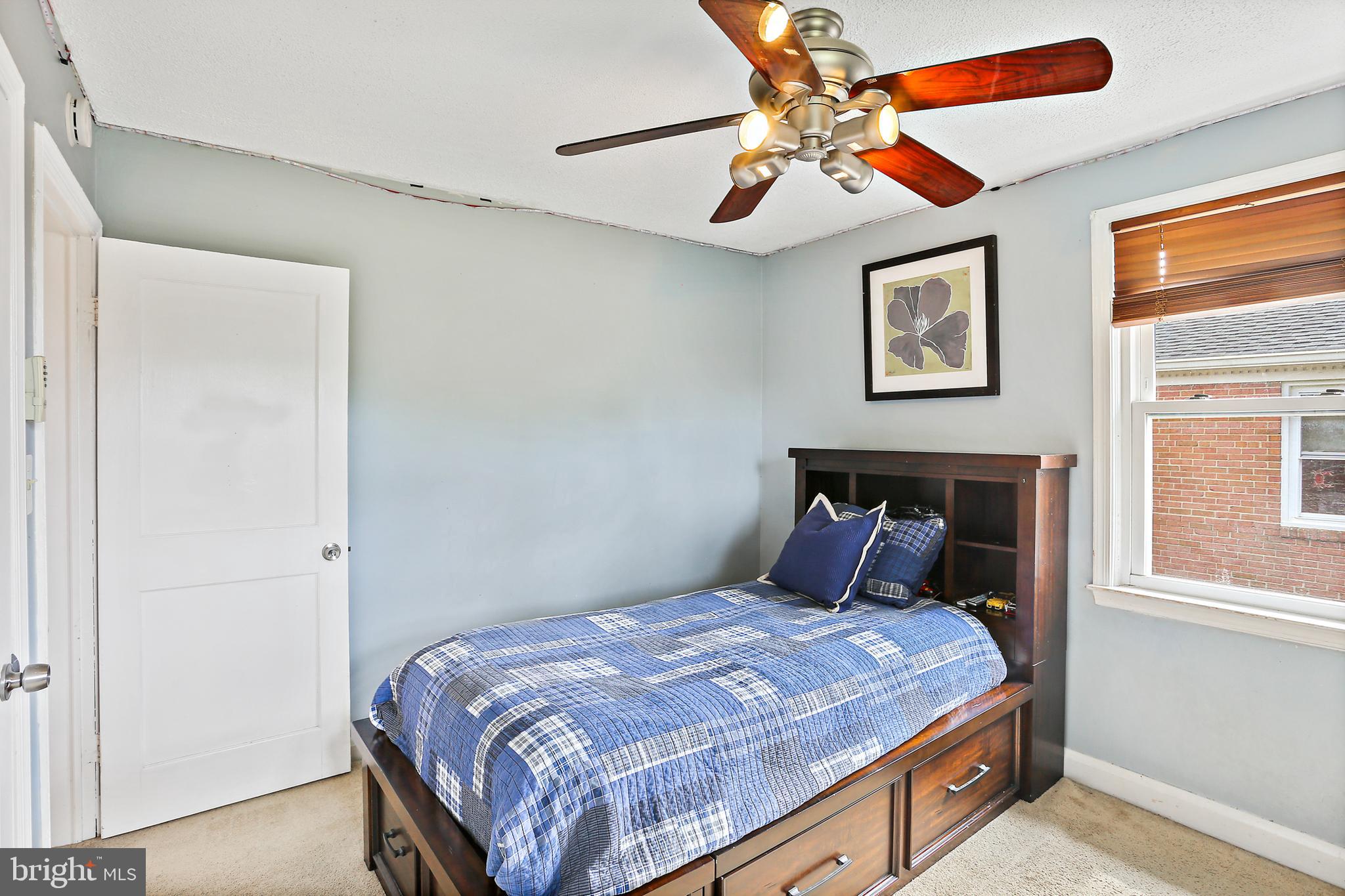 COLONIAL GARDENS - Residential