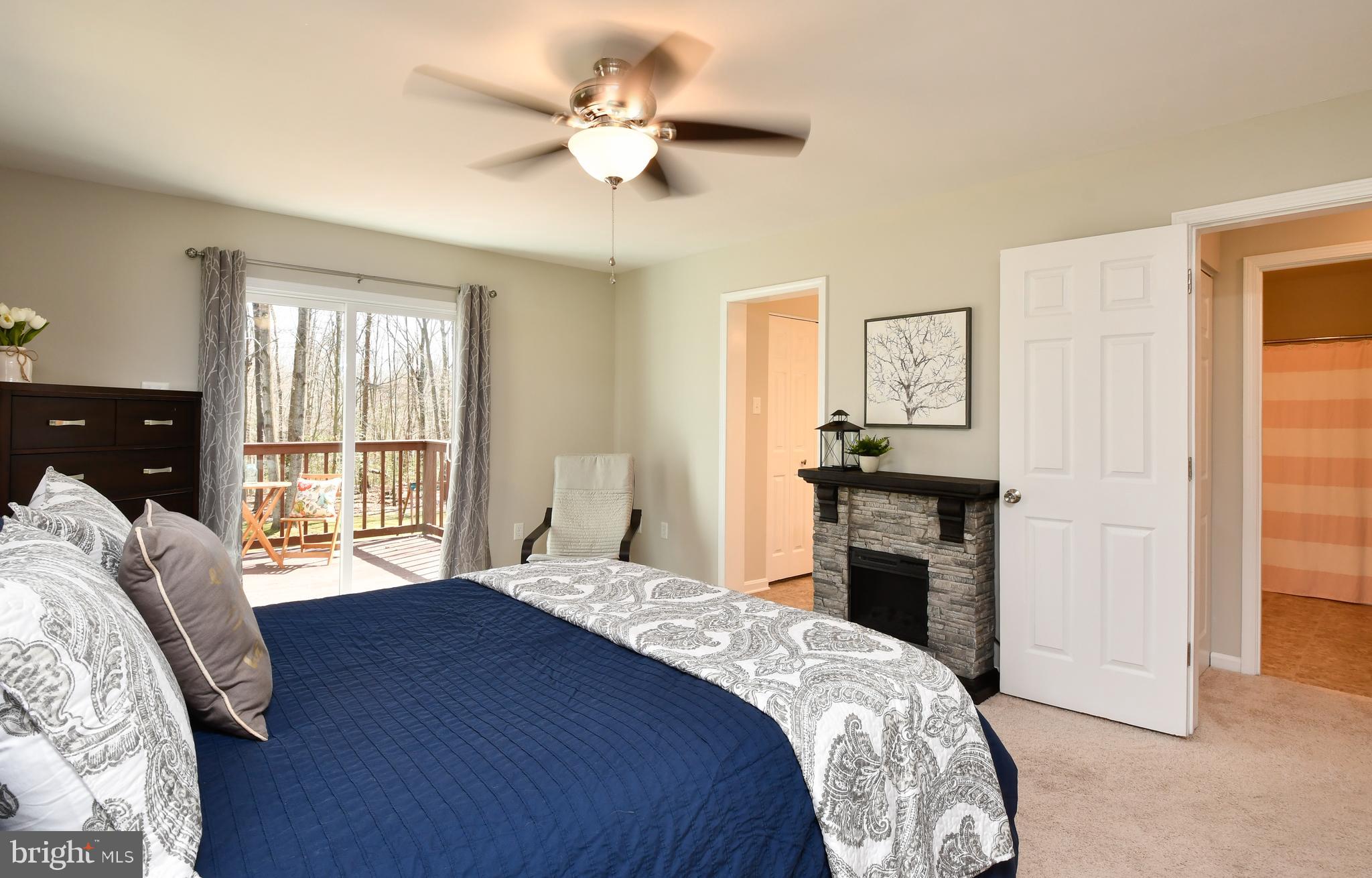 NO HOA!!! - Residential