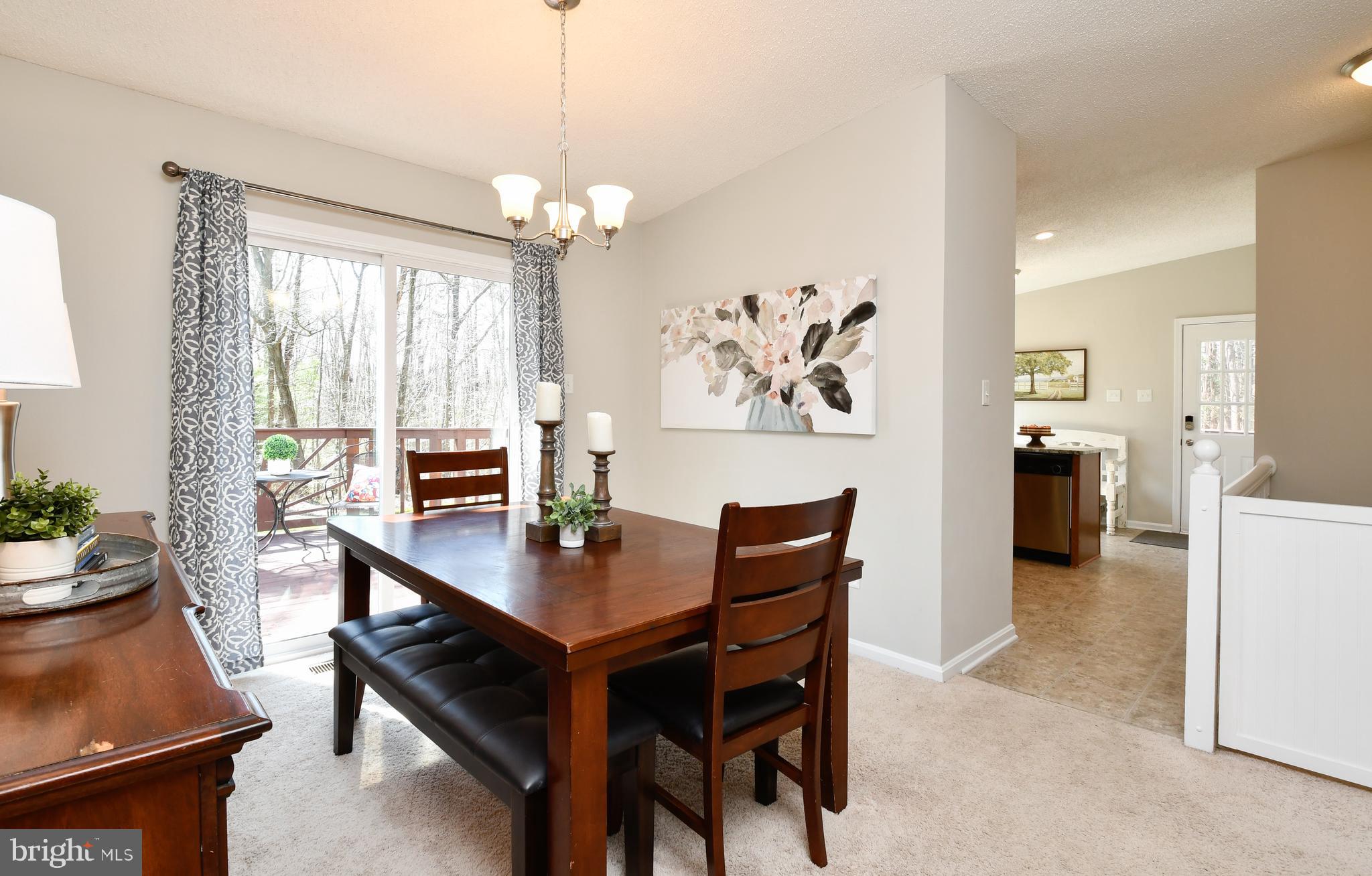 NO HOA!!! - Residential