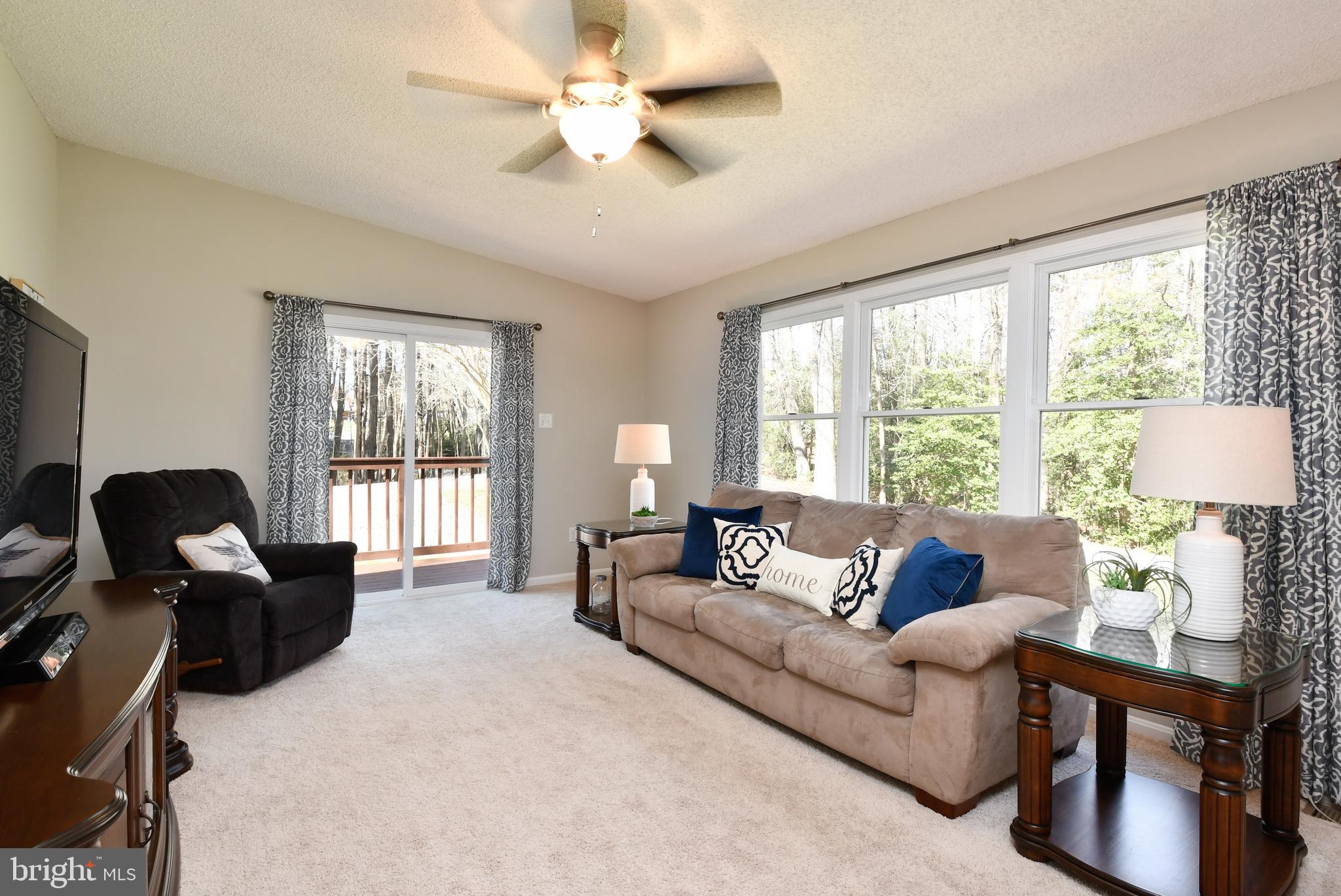 NO HOA!!! - Residential