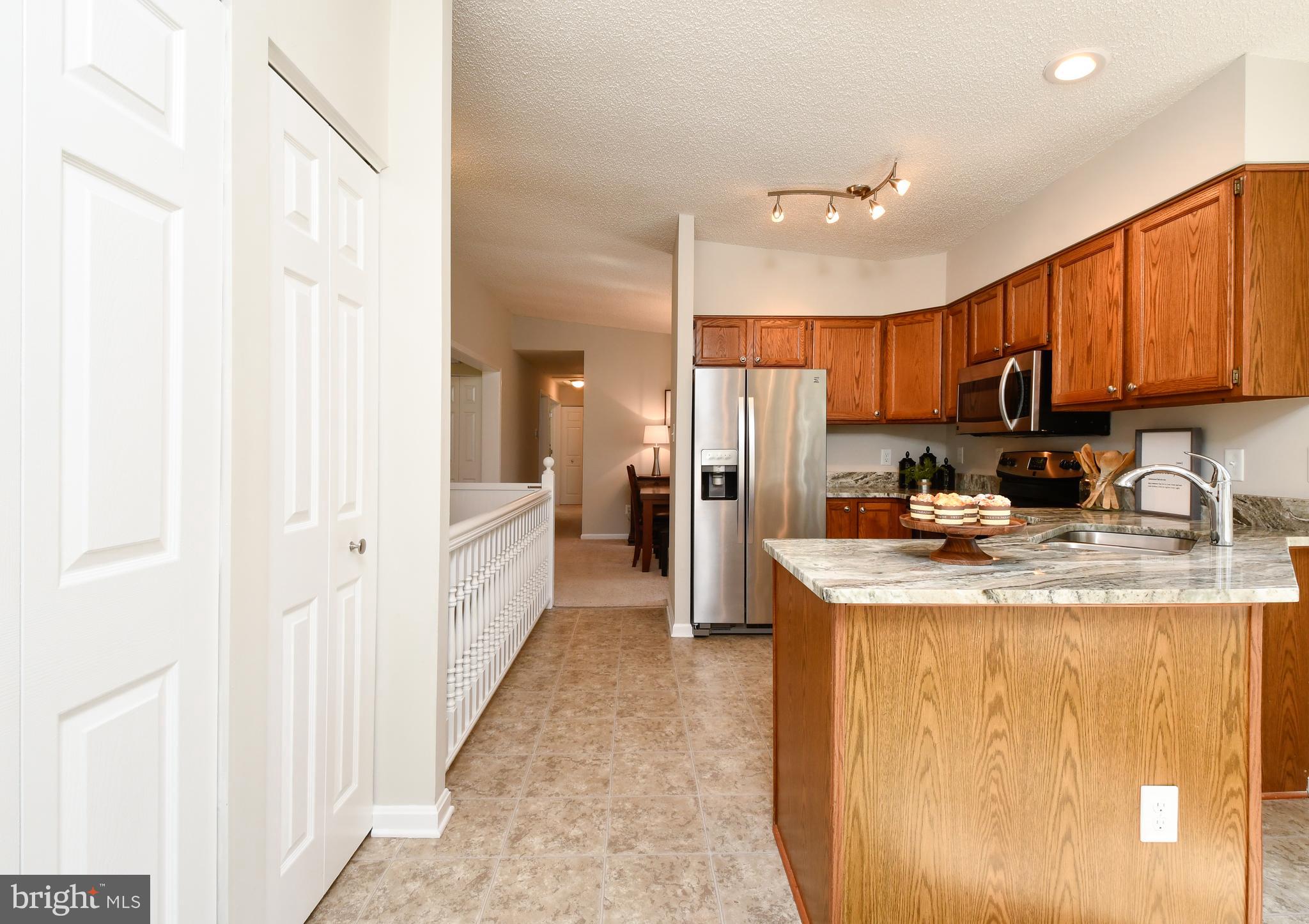 NO HOA!!! - Residential