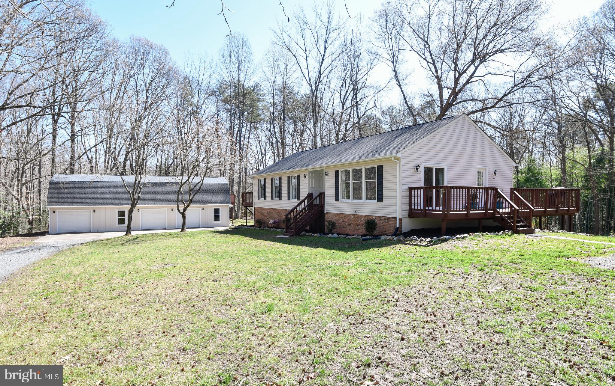 NO HOA!!! - Residential