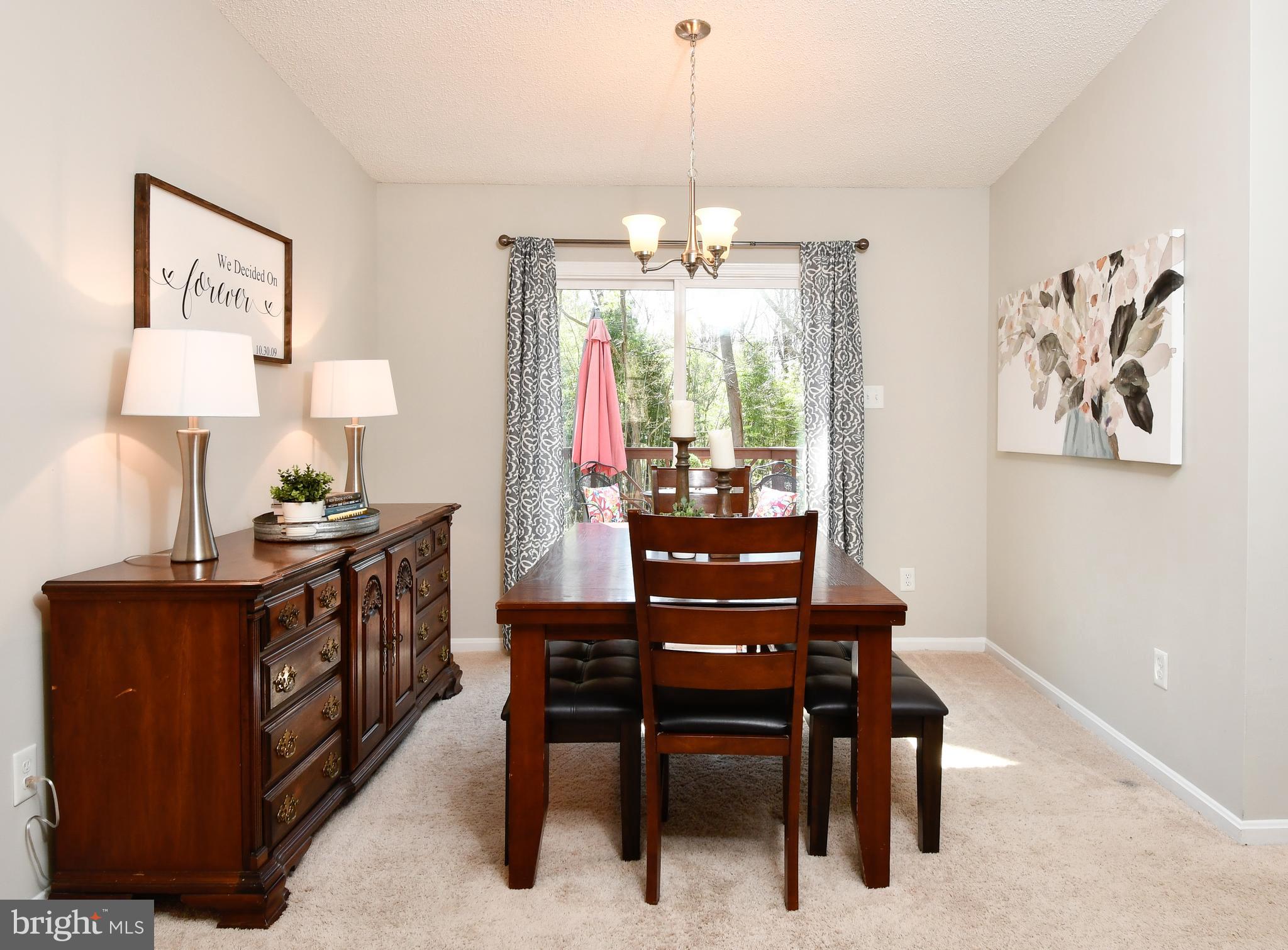 NO HOA!!! - Residential