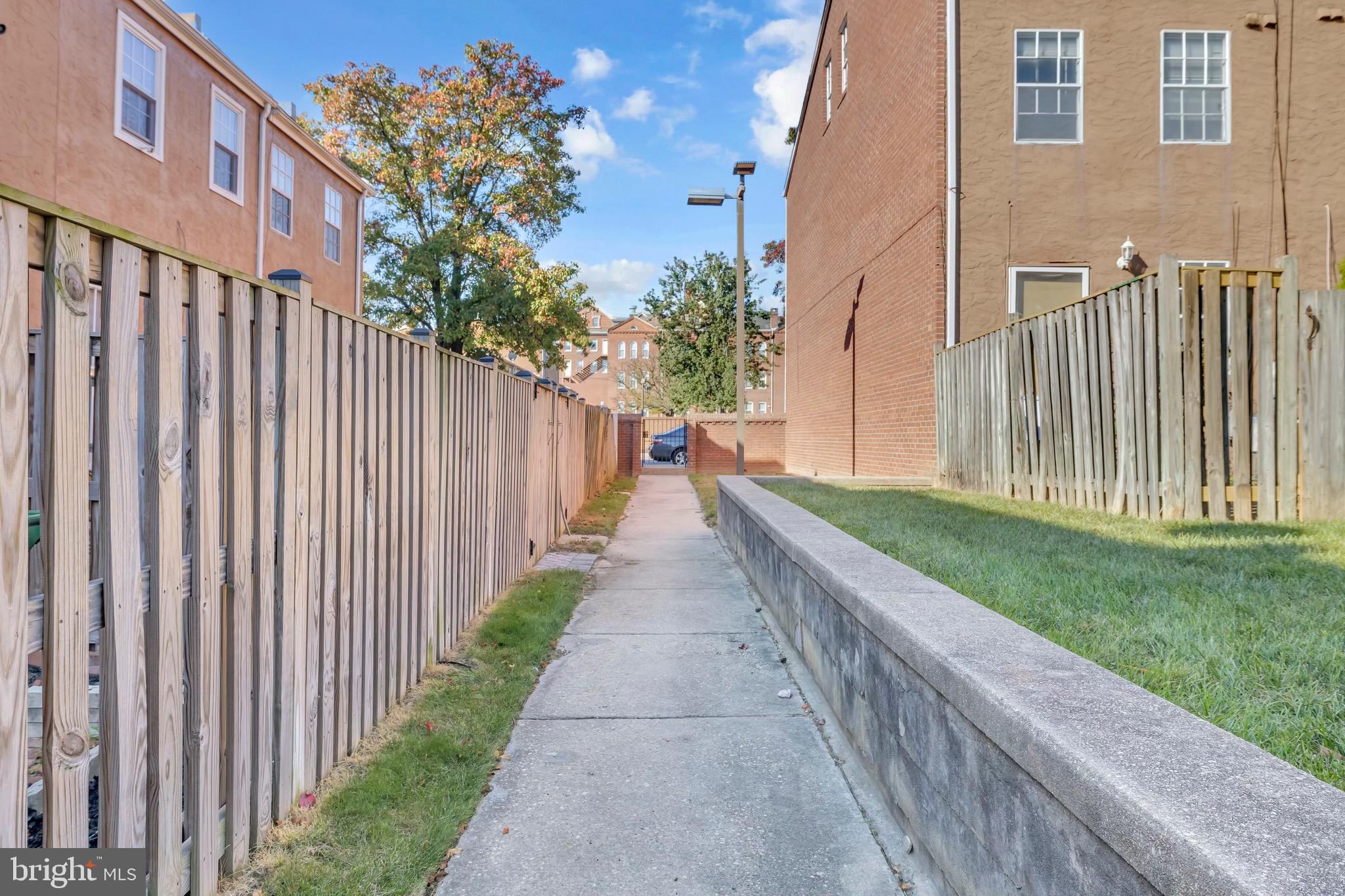 ASHLAND MEWS - Residential