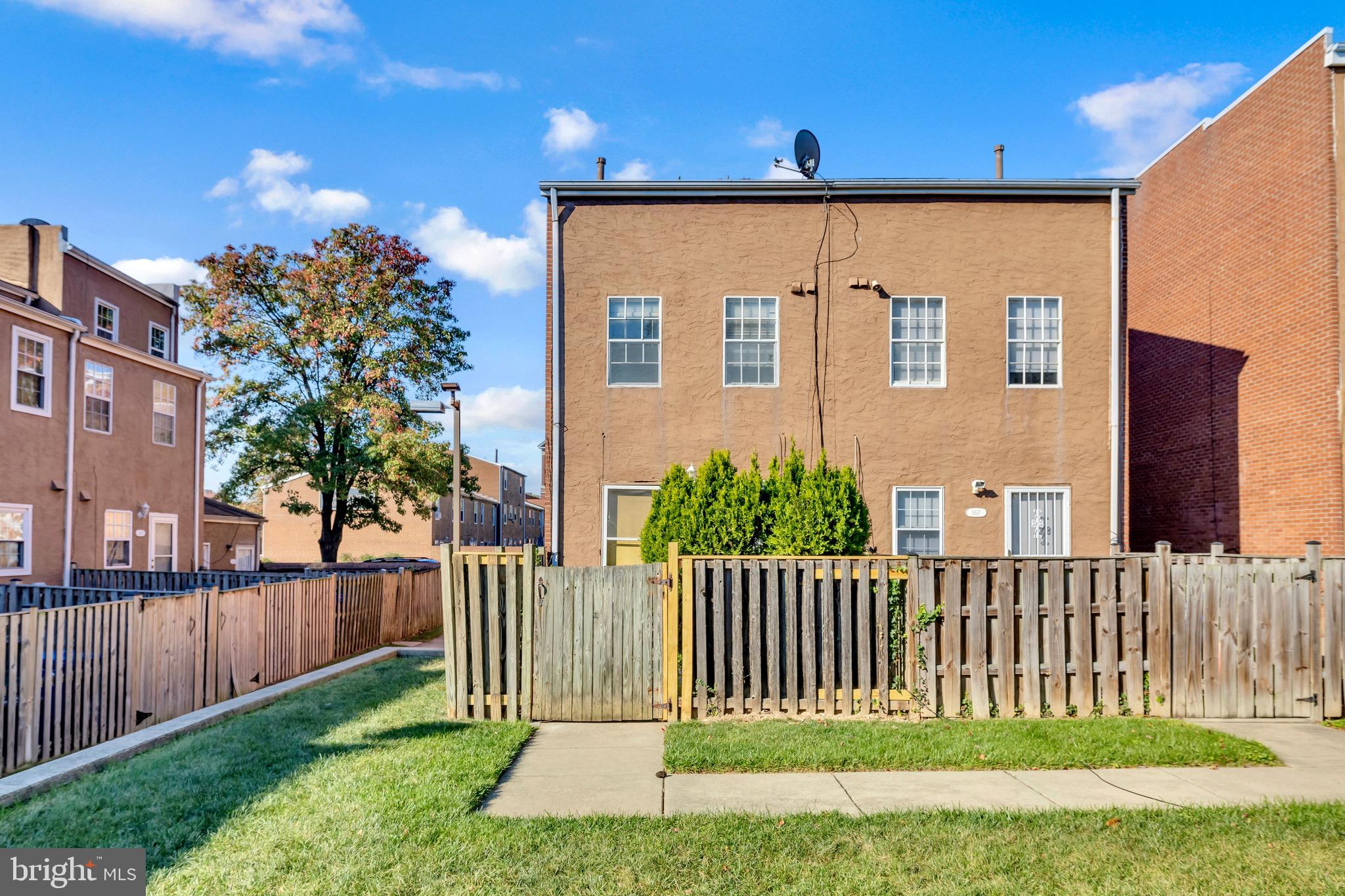 ASHLAND MEWS - Residential