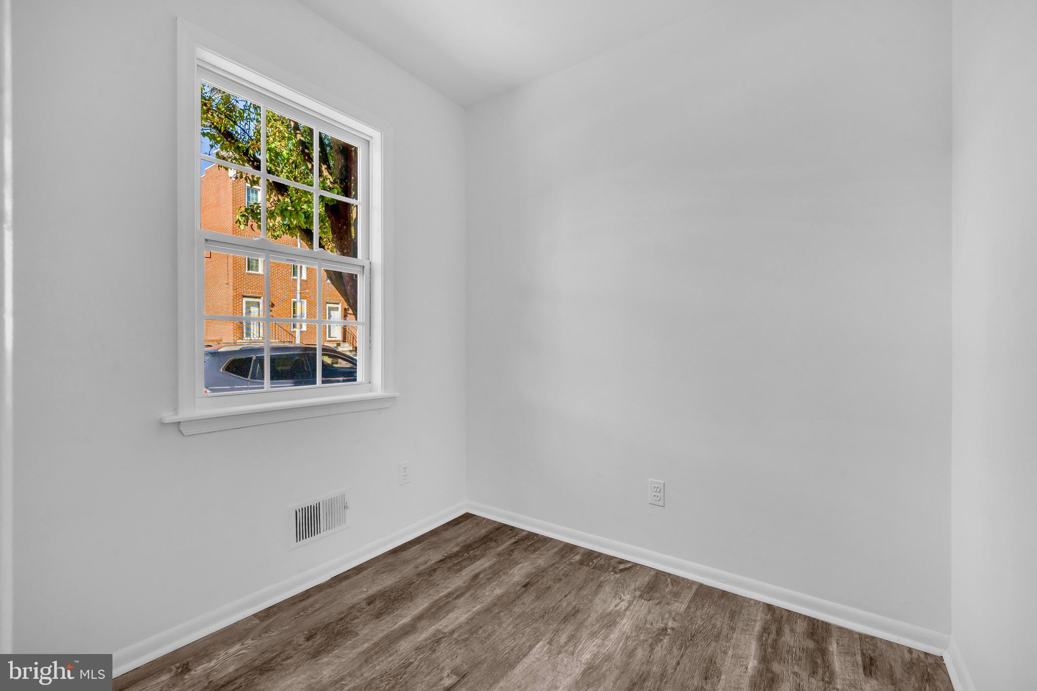 ASHLAND MEWS - Residential