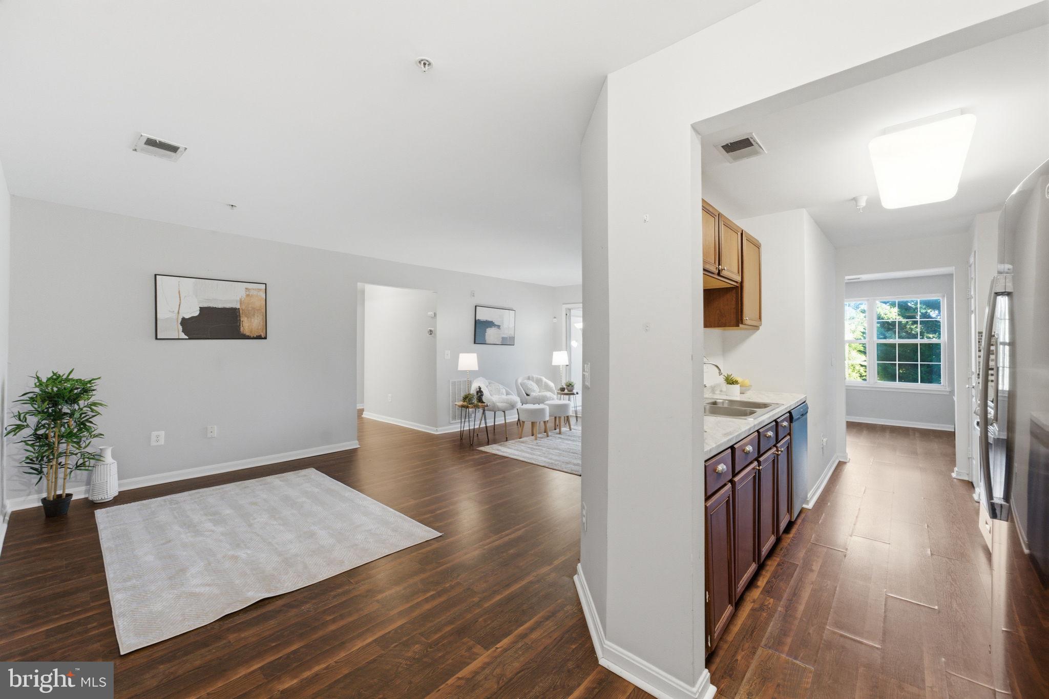 6510 LAKE PARK DRIVE 202