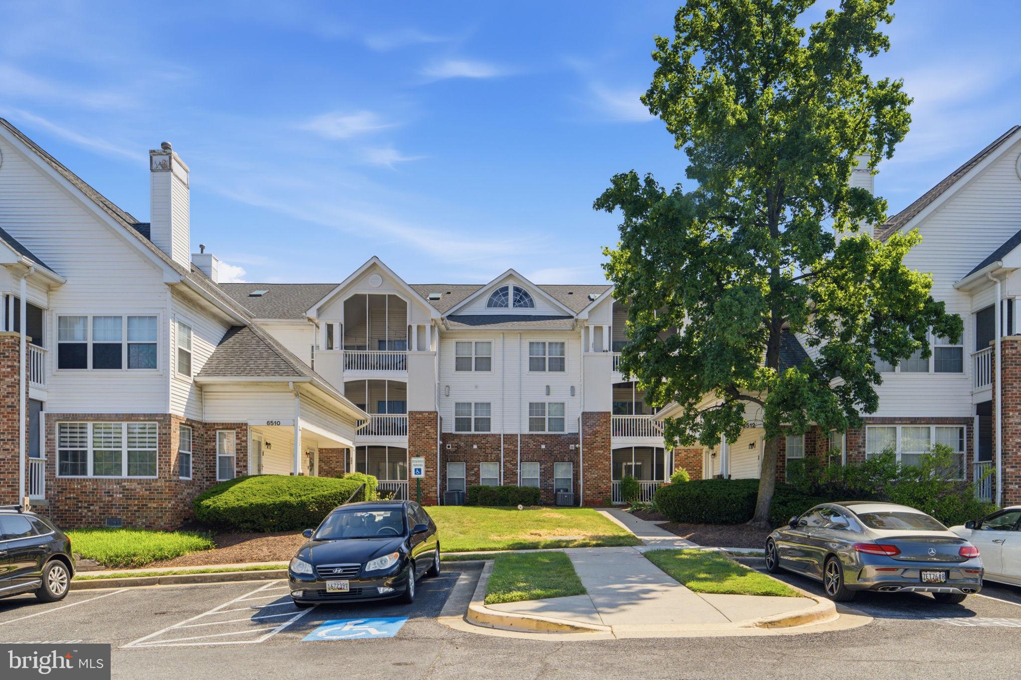 6510 LAKE PARK DRIVE 202
