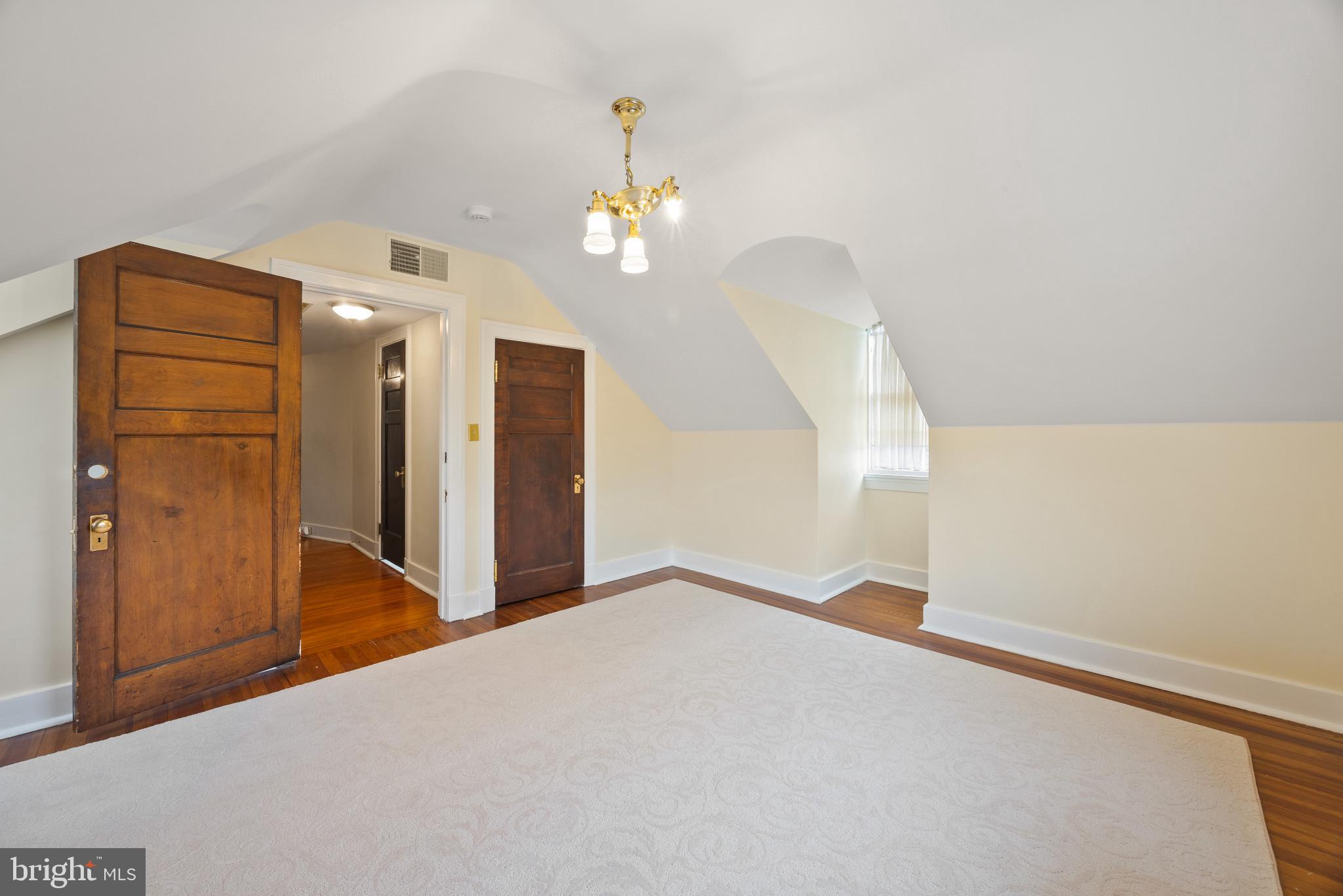 GUILFORD - Residential