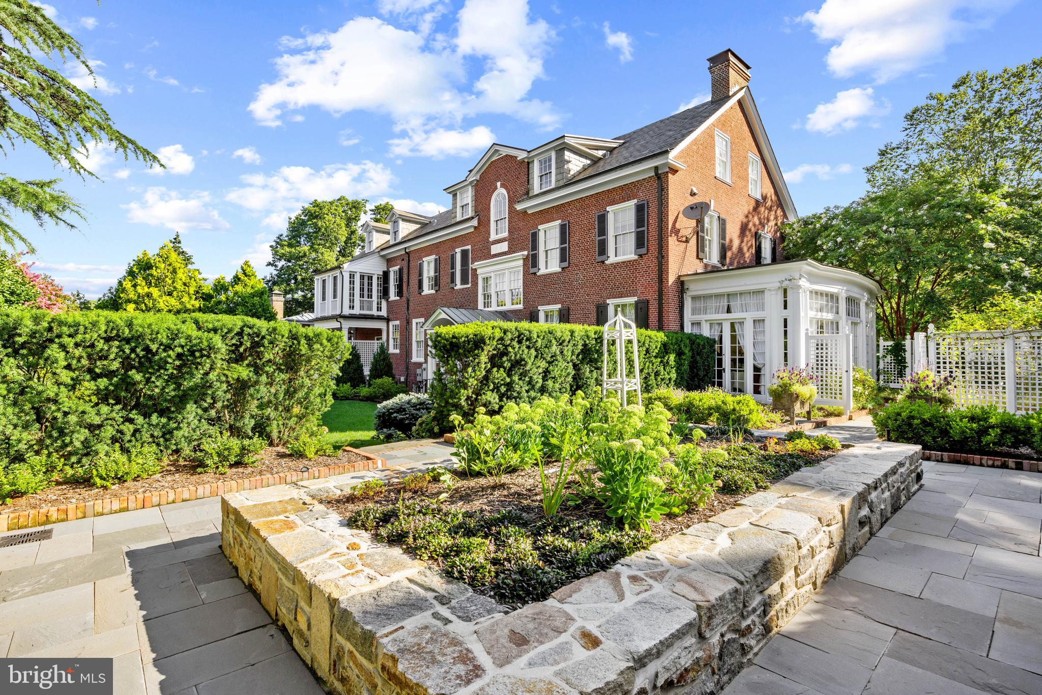 GUILFORD - Residential