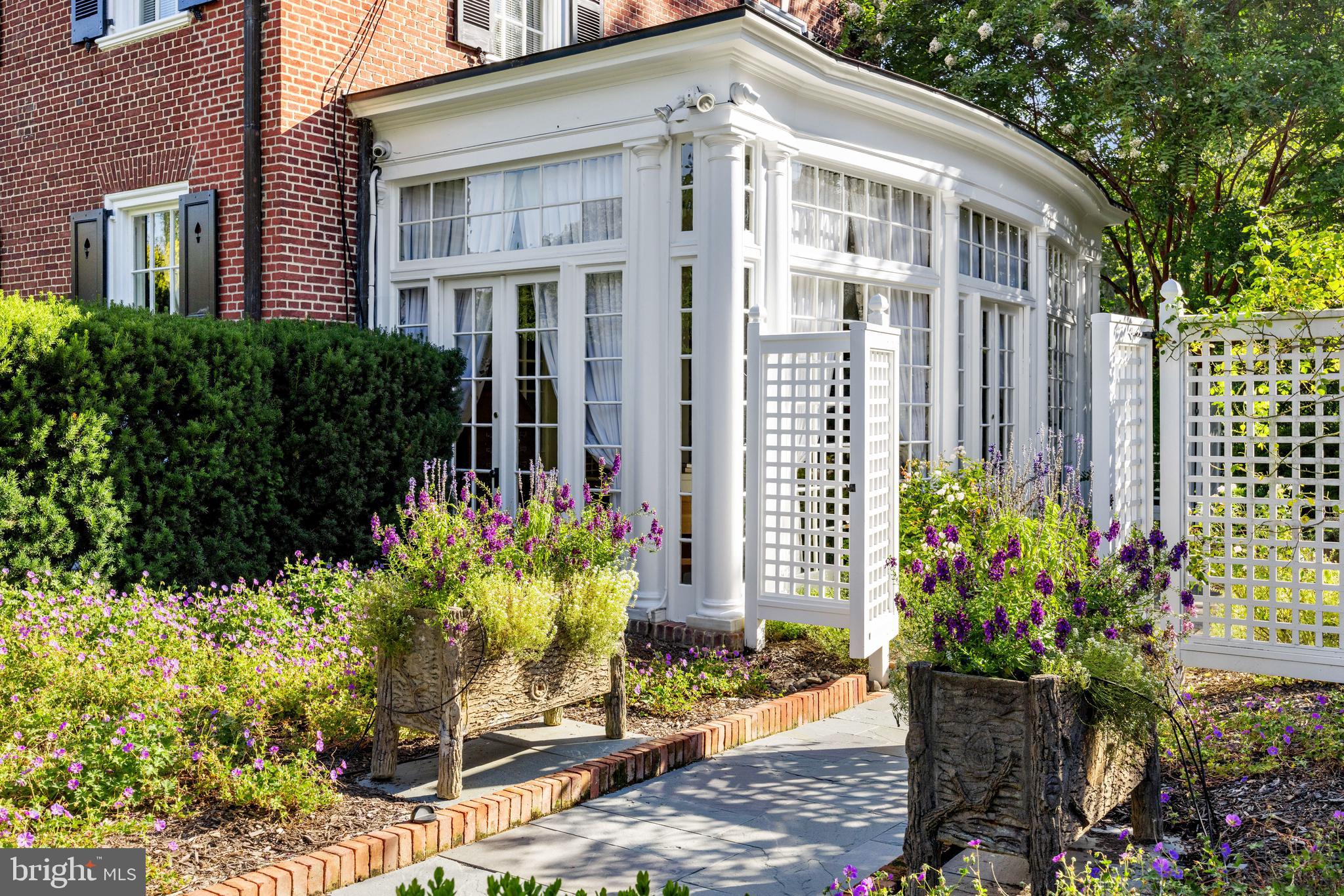 GUILFORD - Residential