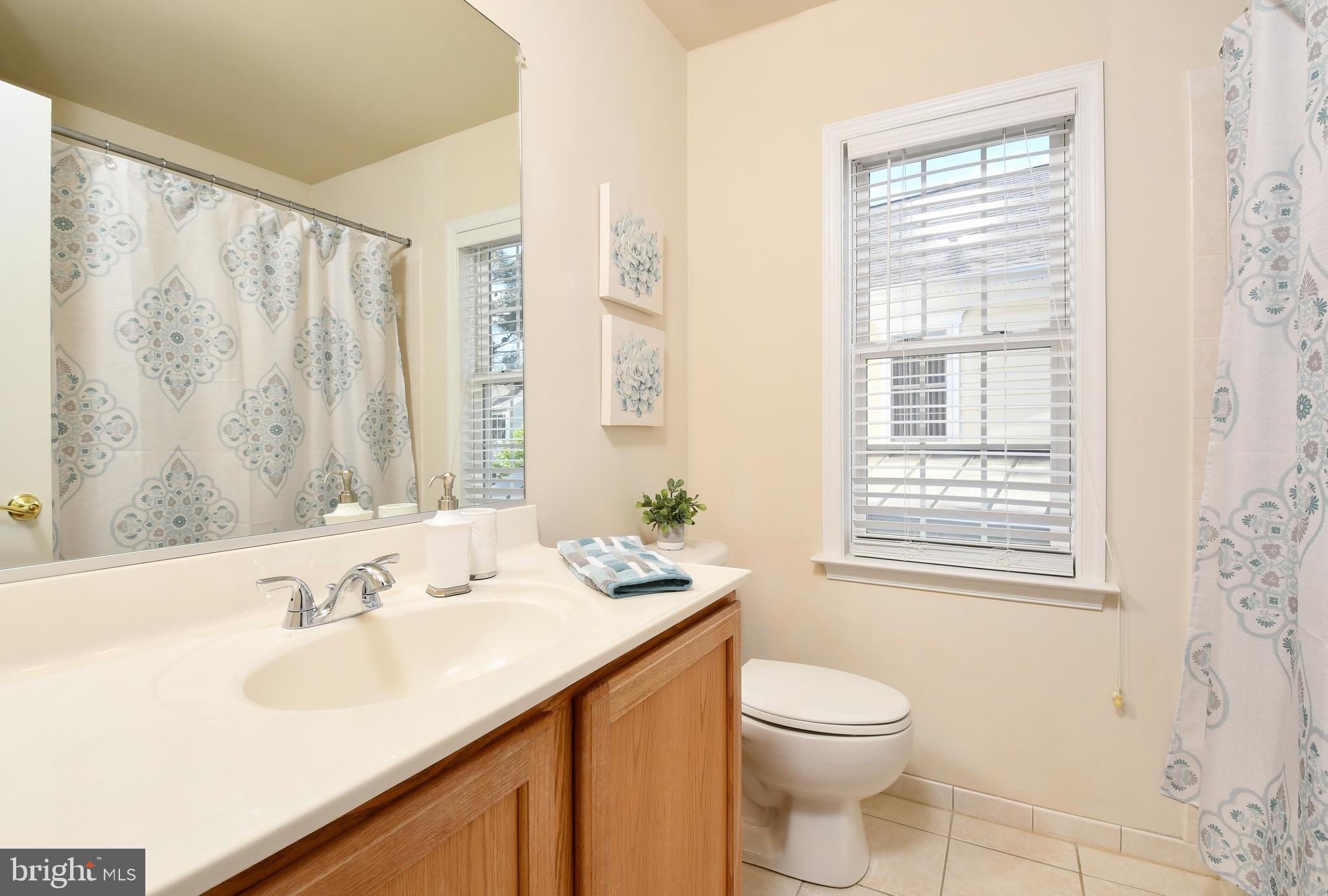 LADYSMITH VILLAGE - Residential