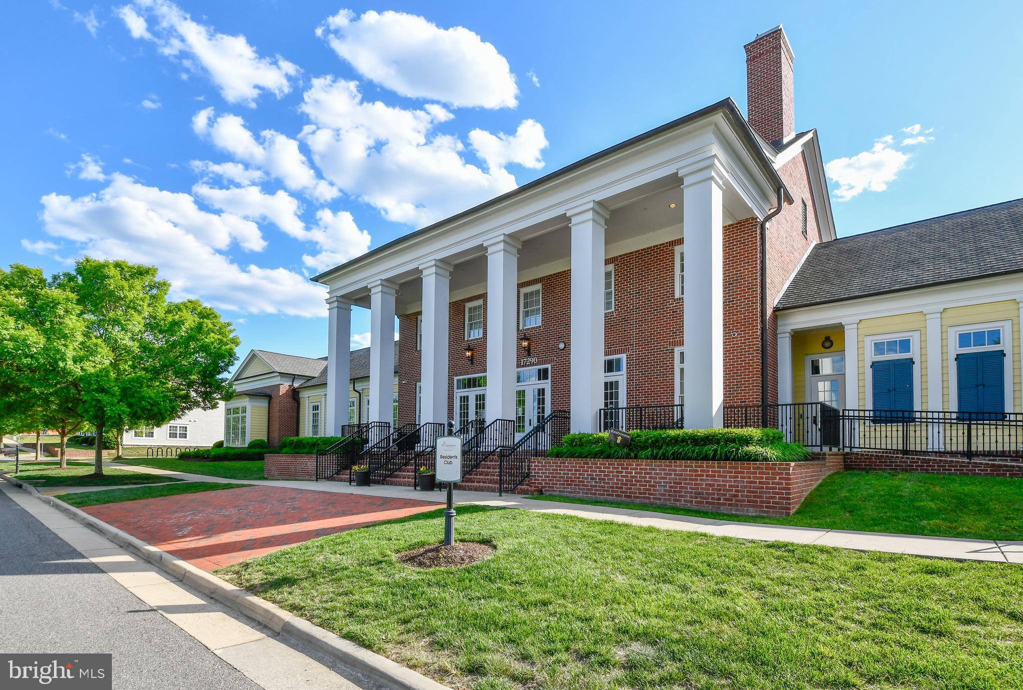 LADYSMITH VILLAGE - Residential