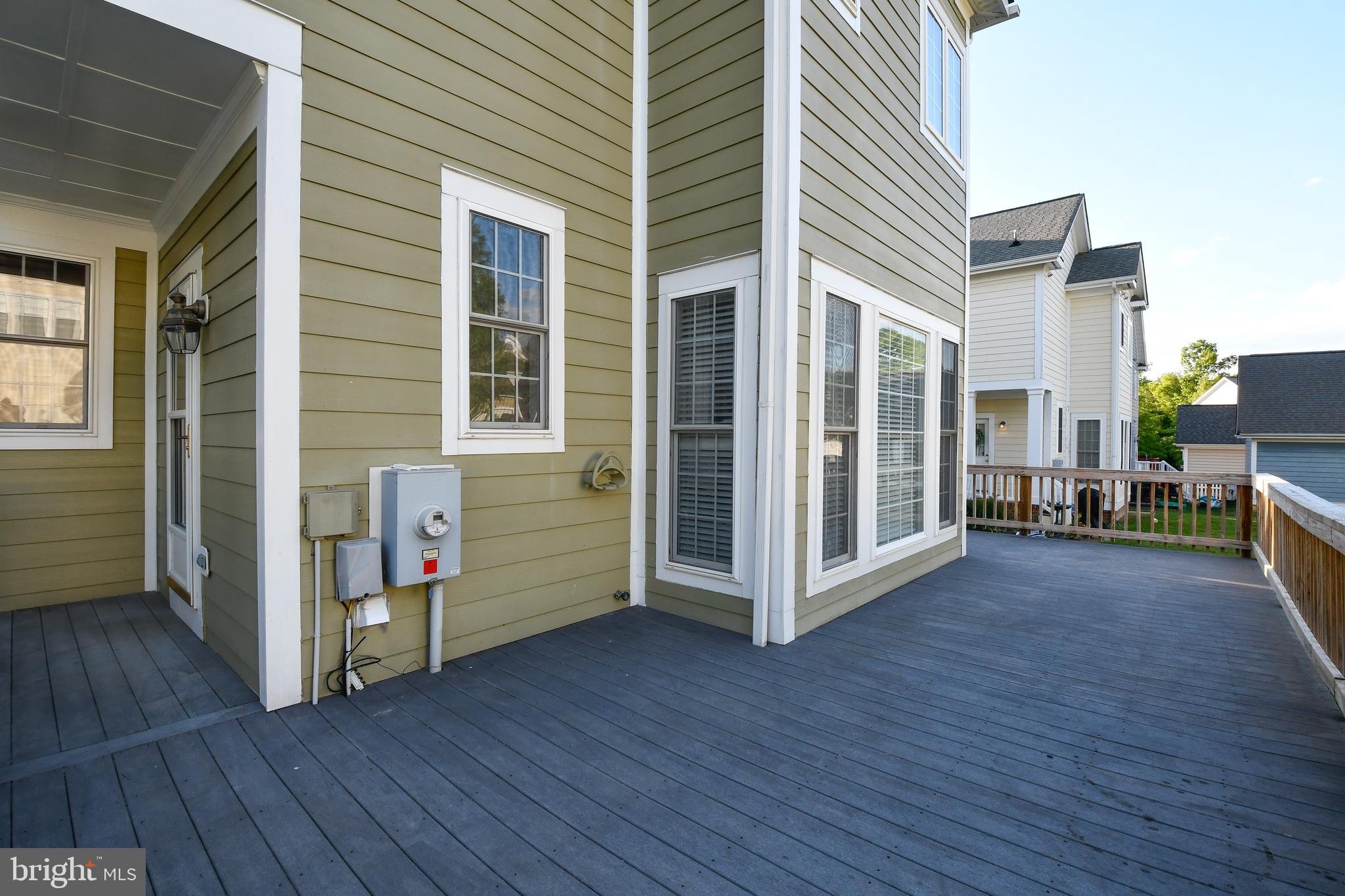 LADYSMITH VILLAGE - Residential