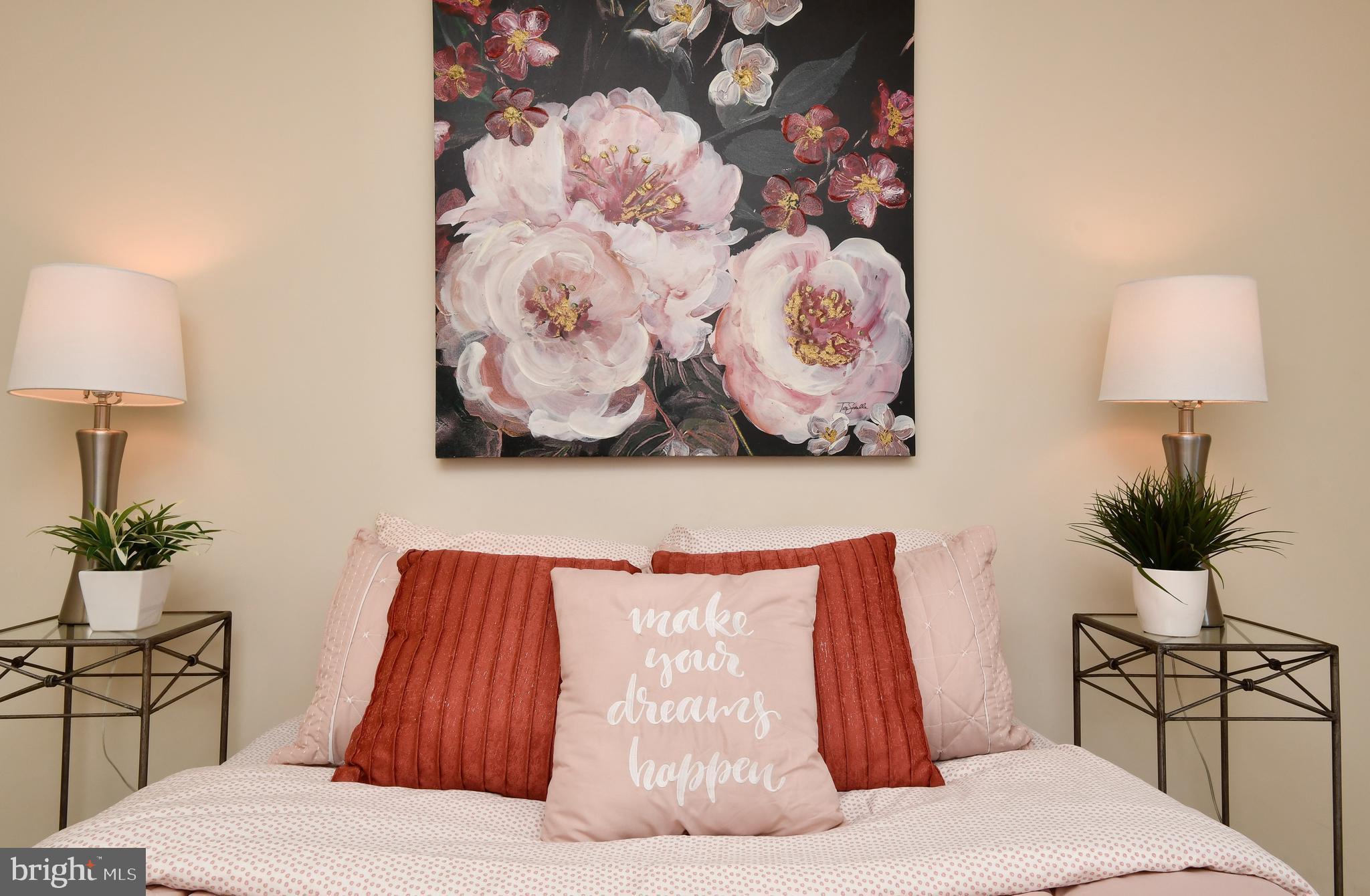 LADYSMITH VILLAGE - Residential