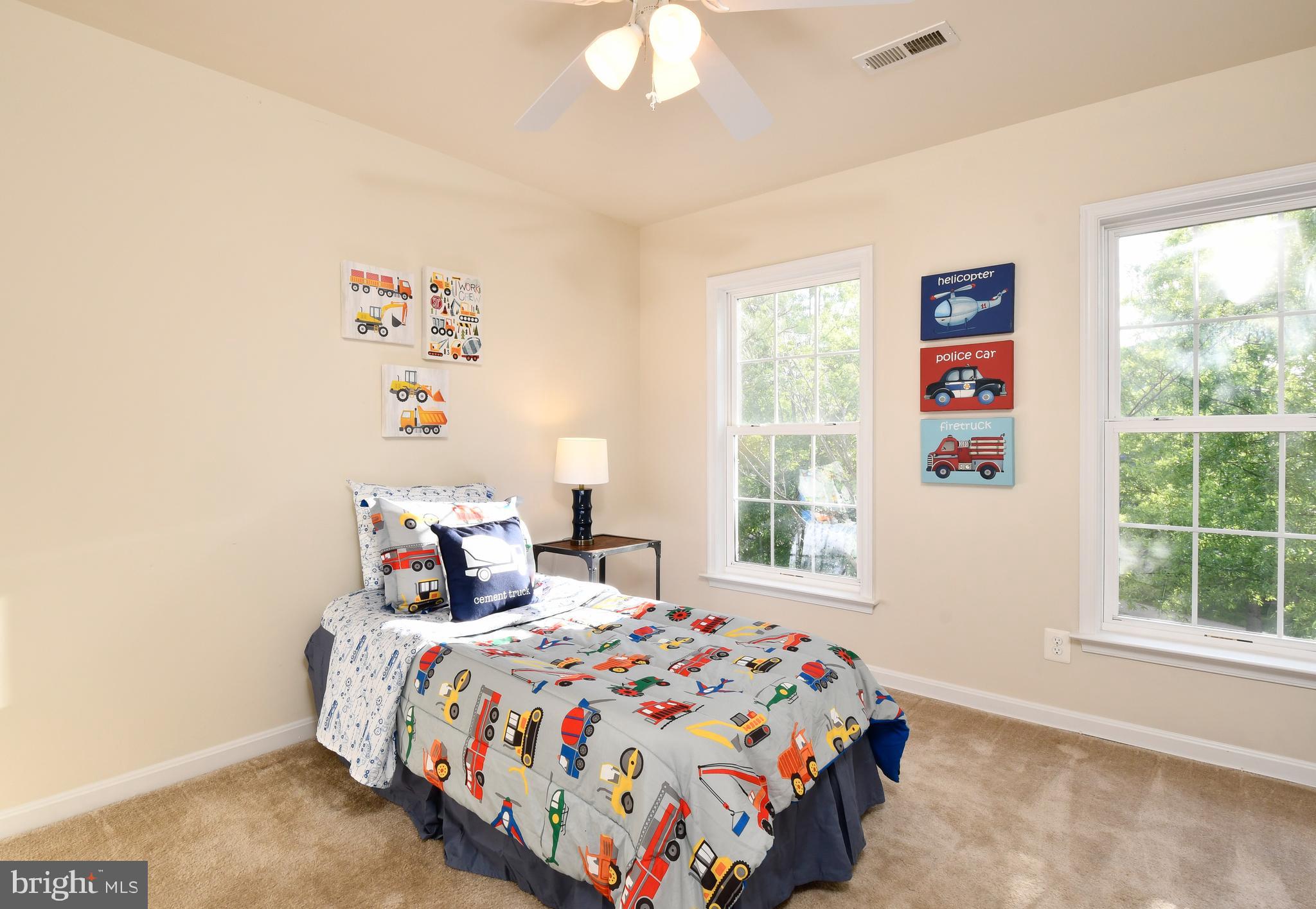 LADYSMITH VILLAGE - Residential