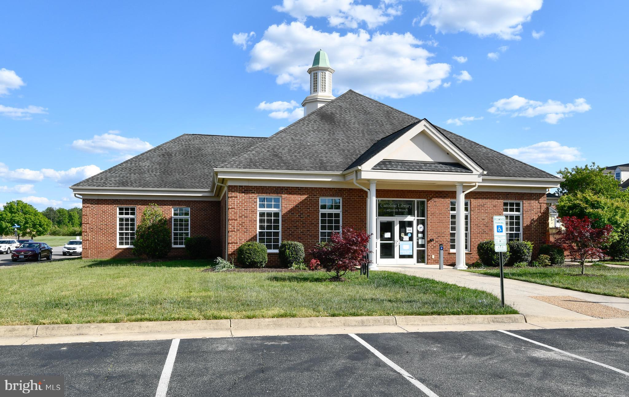 LADYSMITH VILLAGE - Residential